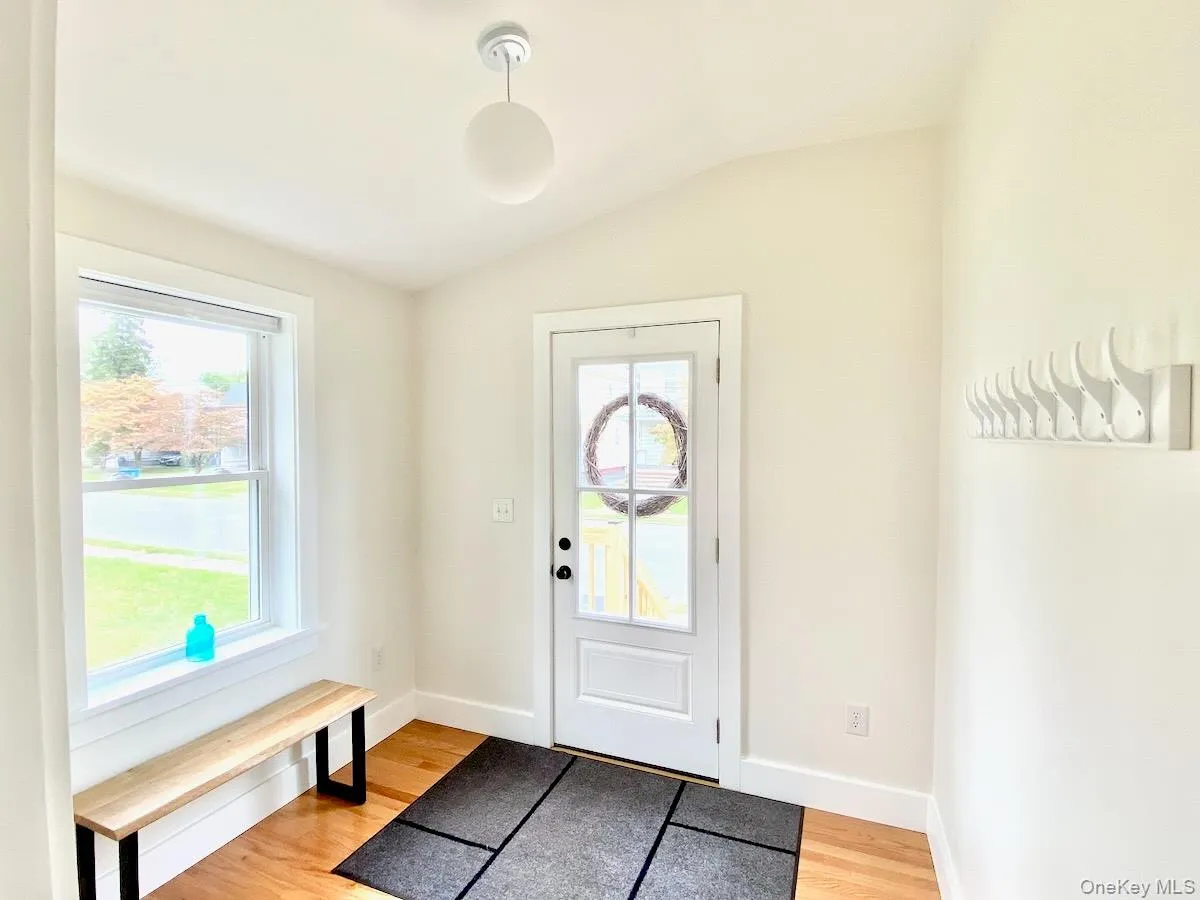 127 Emerson Street, Kingston, NY, 3 Bedroom Bedrooms, 7 Room Rooms,1 BathroomBathrooms,Residential Lease,For Rent,Emerson,0,1055469 127 Emerson Street, Kingston, NY, 3 Bedroom Bedrooms, 7 Room Rooms,1 BathroomBathrooms,Residential Lease,For Rent,Emerson,0,1055469