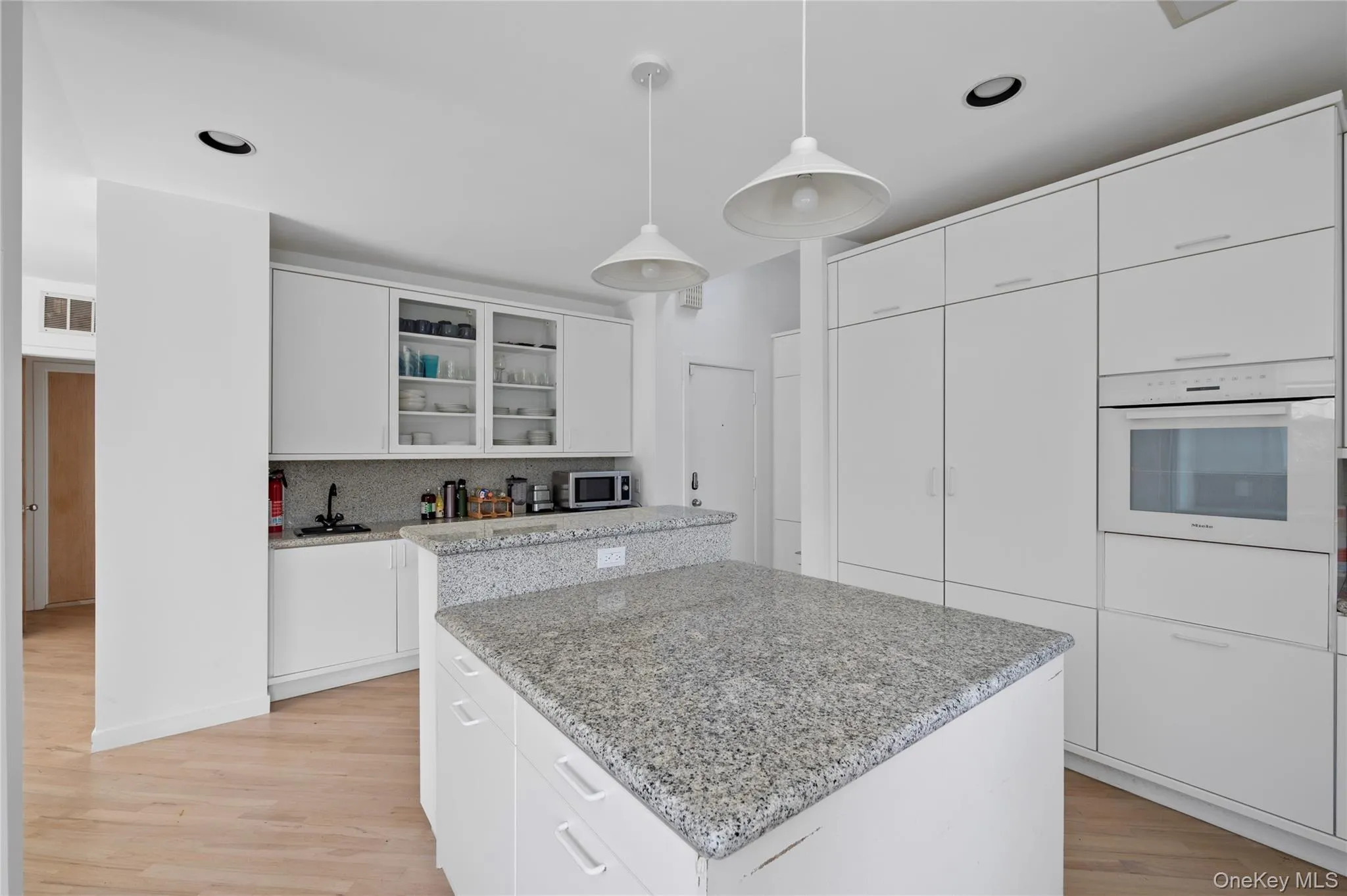 40 Fulton Avenue, Hempstead, NY, 4 Bedrooms Bedrooms, 7 Rooms Rooms,3 BathroomsBathrooms,Residential,For Rent,Fulton,0,1055472 40 Fulton Avenue, Hempstead, NY, 4 Bedrooms Bedrooms, 7 Rooms Rooms,3 BathroomsBathrooms,Residential,For Rent,Fulton,0,1055472