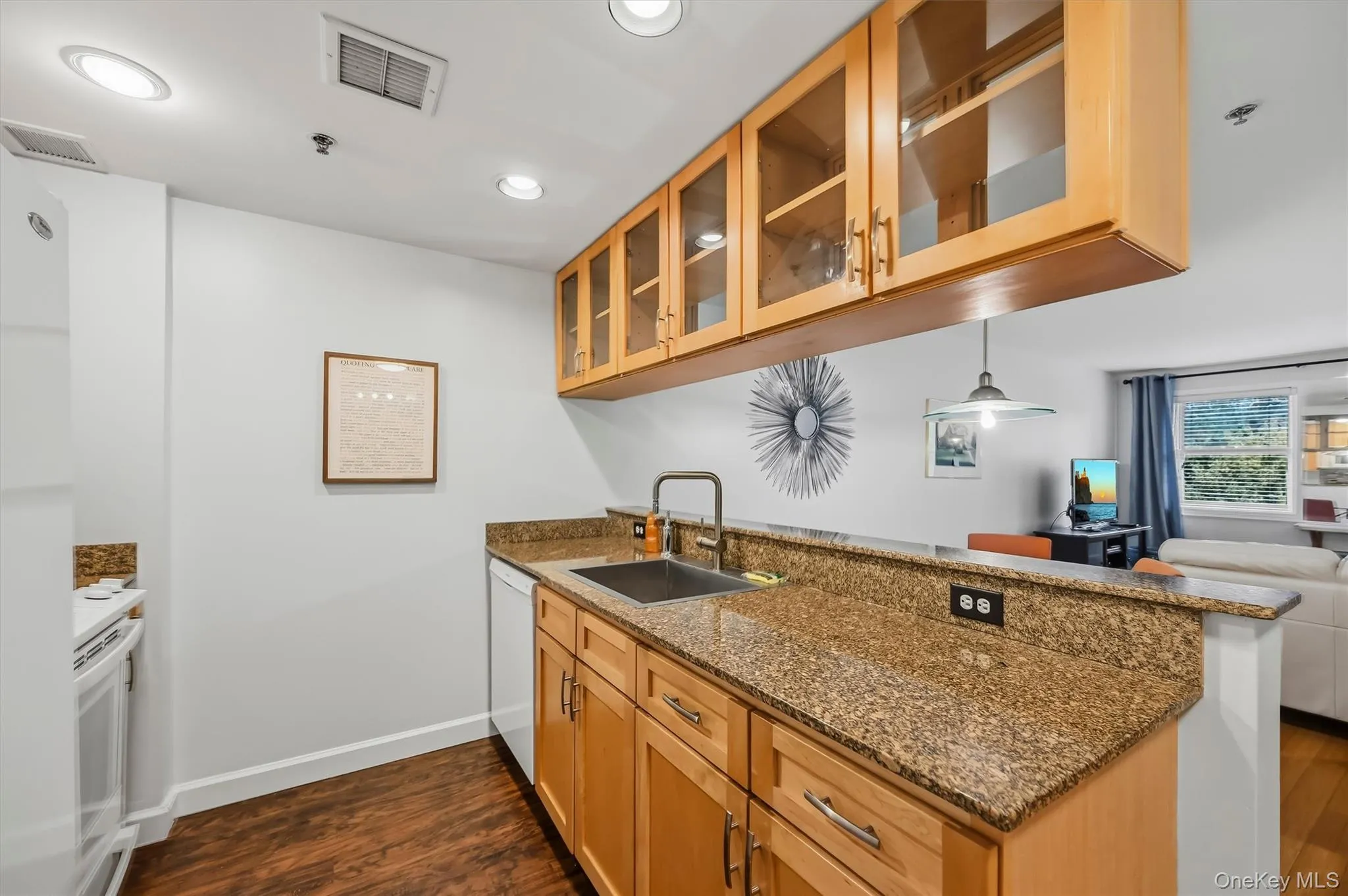 49 Gair Street, Orangetown, NY, 2 Bedrooms Bedrooms, 6 Rooms Rooms,2 BathroomsBathrooms,Residential,For Rent,Gair,0,1055473 49 Gair Street, Orangetown, NY, 2 Bedrooms Bedrooms, 6 Rooms Rooms,2 BathroomsBathrooms,Residential,For Rent,Gair,0,1055473
