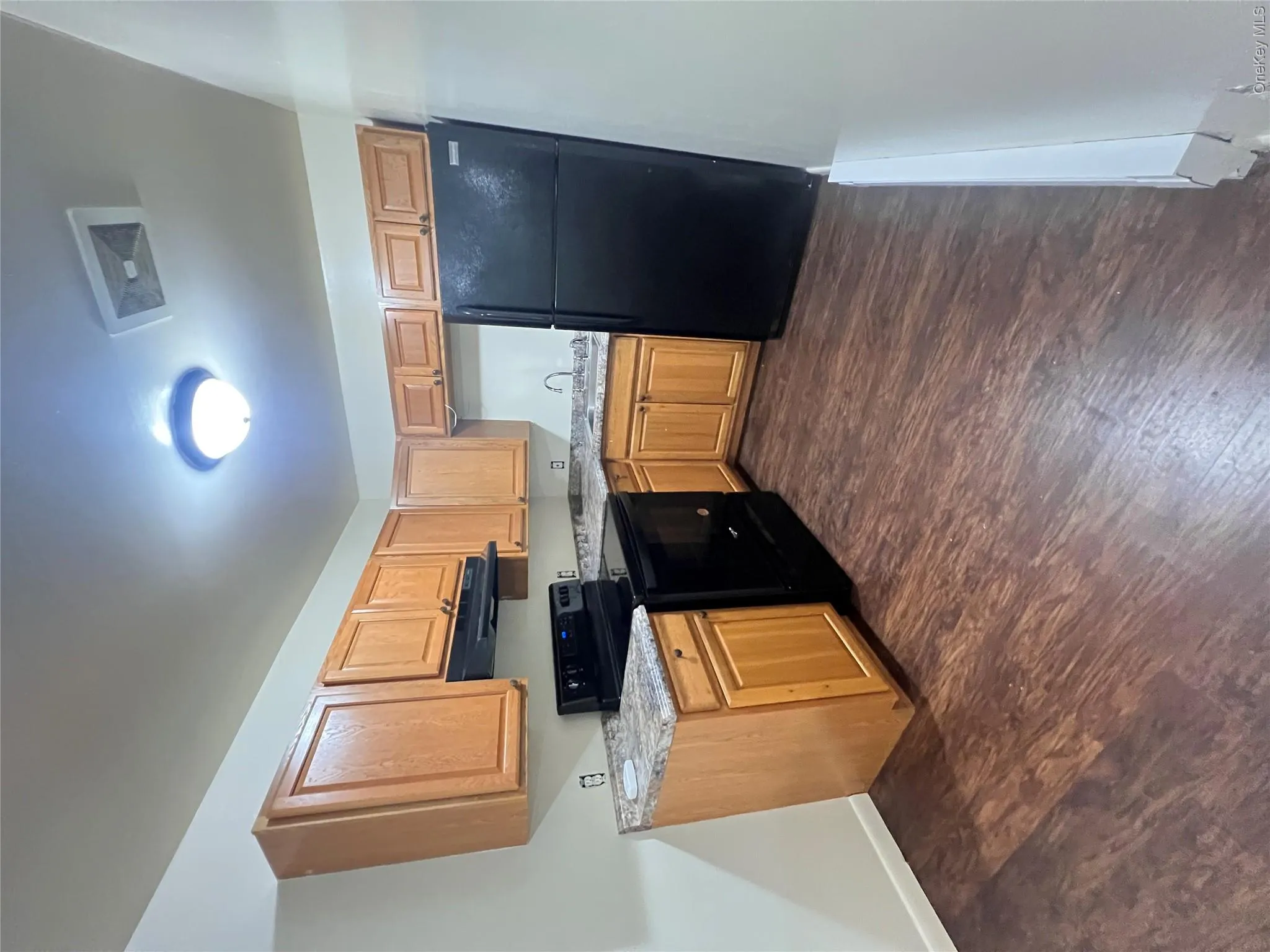 33 Main Street, Beacon, NY, 6 Bedroom Bedrooms, 2 Room Rooms,3 BathroomBathrooms,Residential Lease,For Rent,Main,0,1055475 33 Main Street, Beacon, NY, 6 Bedroom Bedrooms, 2 Room Rooms,3 BathroomBathrooms,Residential Lease,For Rent,Main,0,1055475