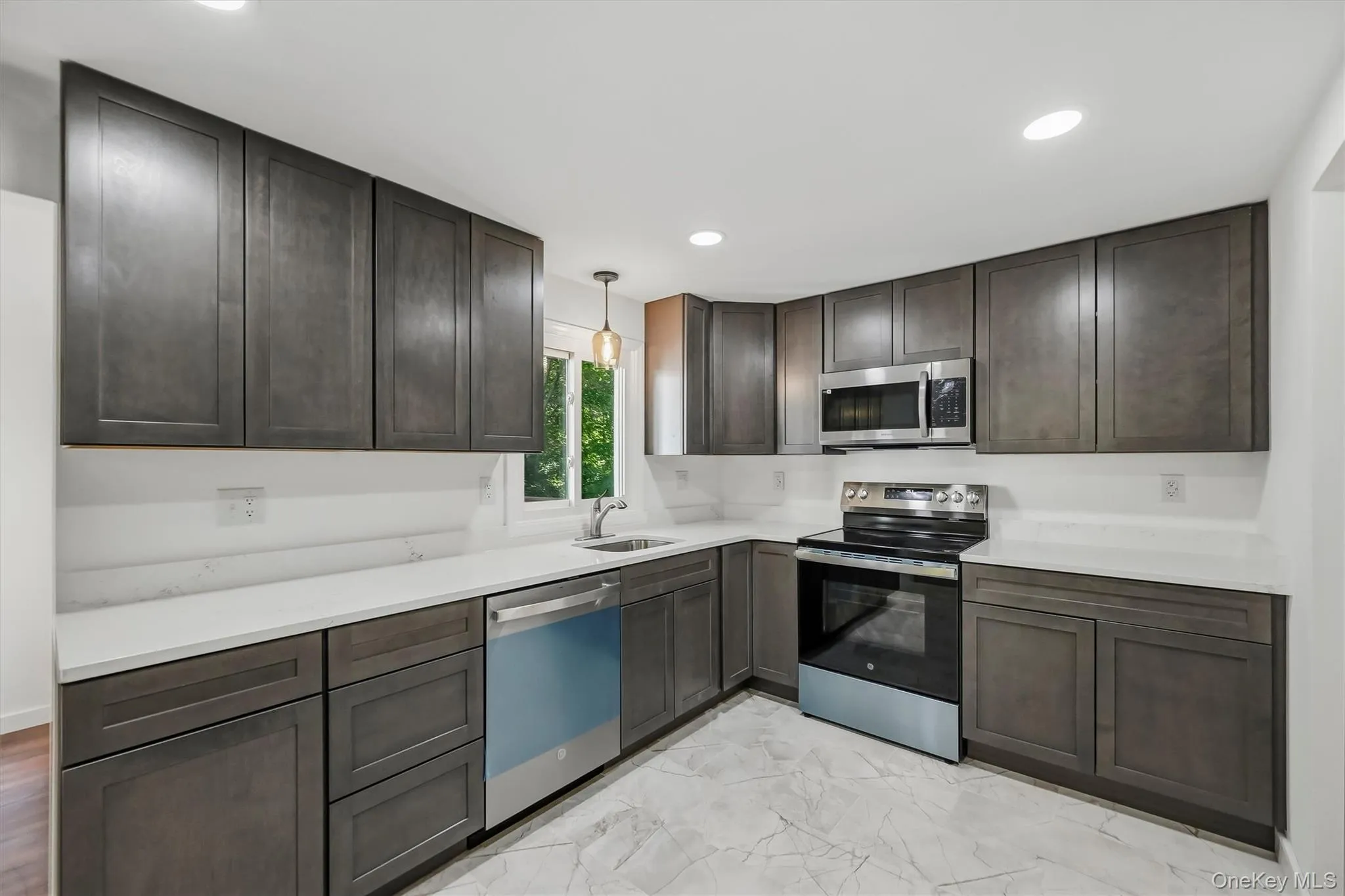 7 Durmo Road, Gardiner, NY, 3 Bedrooms Bedrooms, 8 Rooms Rooms,2 BathroomsBathrooms,Residential,For Rent,Durmo,0,1055478 7 Durmo Road, Gardiner, NY, 3 Bedrooms Bedrooms, 8 Rooms Rooms,2 BathroomsBathrooms,Residential,For Rent,Durmo,0,1055478