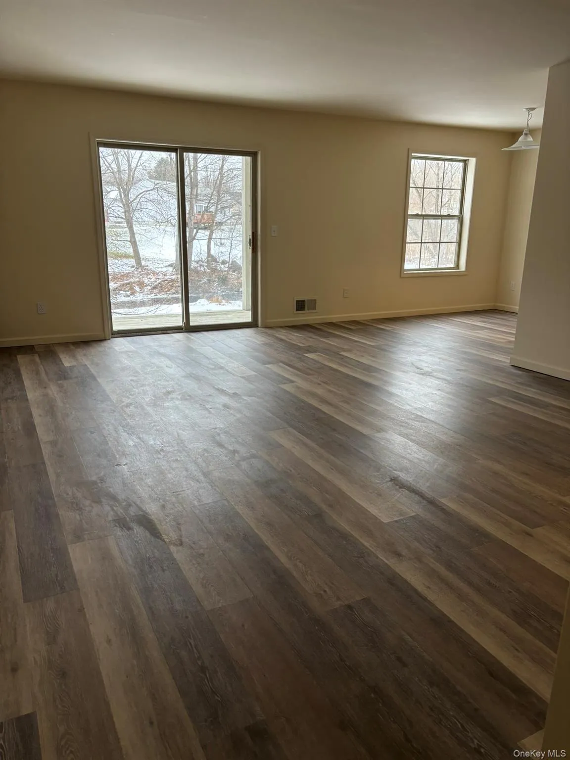 25 Henry W Dubios Drive, New Paltz, NY, 2 Bedroom Bedrooms, 4 Room Rooms,1 BathroomBathrooms,Residential Lease,For Rent,Henry W Dubios,0,1055483 25 Henry W Dubios Drive, New Paltz, NY, 2 Bedroom Bedrooms, 4 Room Rooms,1 BathroomBathrooms,Residential Lease,For Rent,Henry W Dubios,0,1055483