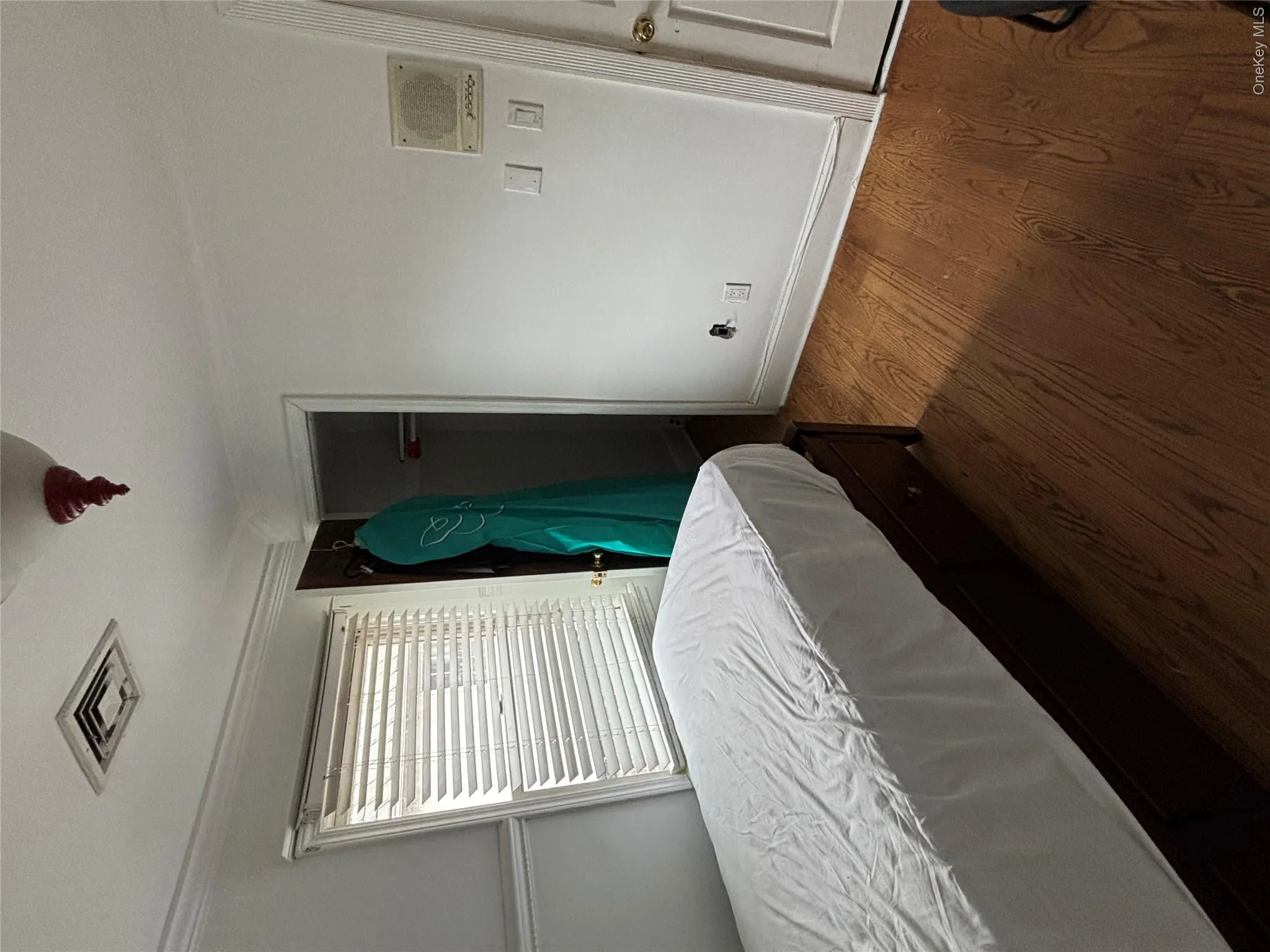 80 Surrey Lane, Hempstead, NY, 1 Bedroom Bedrooms, 2 Room Rooms,1 BathroomBathrooms,Residential Lease,For Rent,Surrey,0,1055486 80 Surrey Lane, Hempstead, NY, 1 Bedroom Bedrooms, 2 Room Rooms,1 BathroomBathrooms,Residential Lease,For Rent,Surrey,0,1055486
