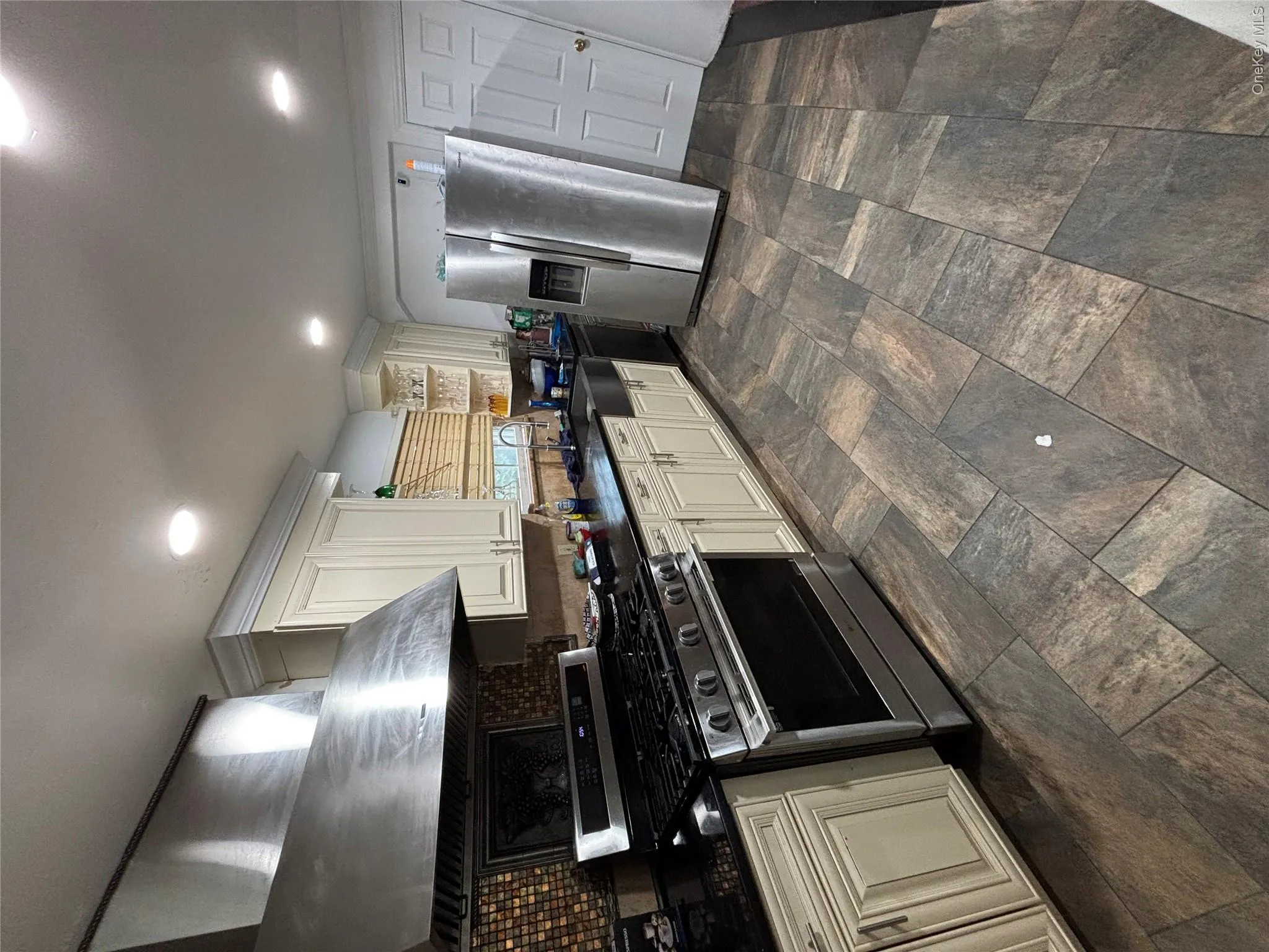 80 Surrey Lane, Hempstead, NY, 1 Bedroom Bedrooms, 2 Room Rooms,1 BathroomBathrooms,Residential Lease,For Rent,Surrey,0,1055486 80 Surrey Lane, Hempstead, NY, 1 Bedroom Bedrooms, 2 Room Rooms,1 BathroomBathrooms,Residential Lease,For Rent,Surrey,0,1055486