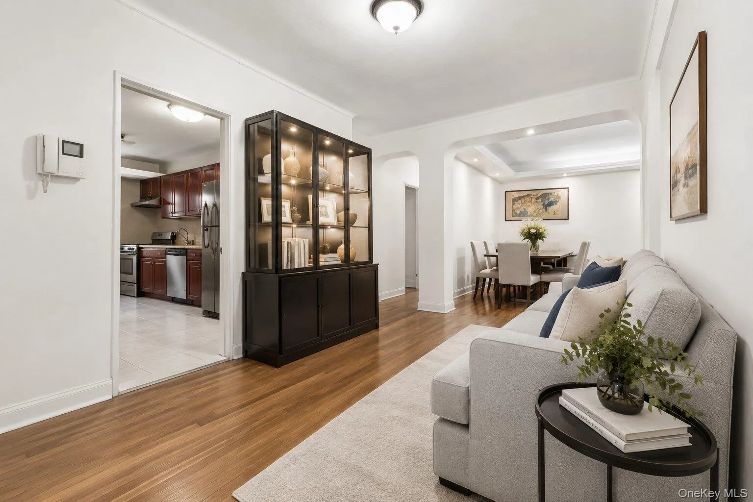 64-11 99th Streets, New York, NY, 3 Bedrooms Bedrooms, 7 Rooms Rooms,2 BathroomsBathrooms,Residential,For Rent,99th,0,1055490 64-11 99th Streets, New York, NY, 3 Bedrooms Bedrooms, 7 Rooms Rooms,2 BathroomsBathrooms,Residential,For Rent,99th,0,1055490