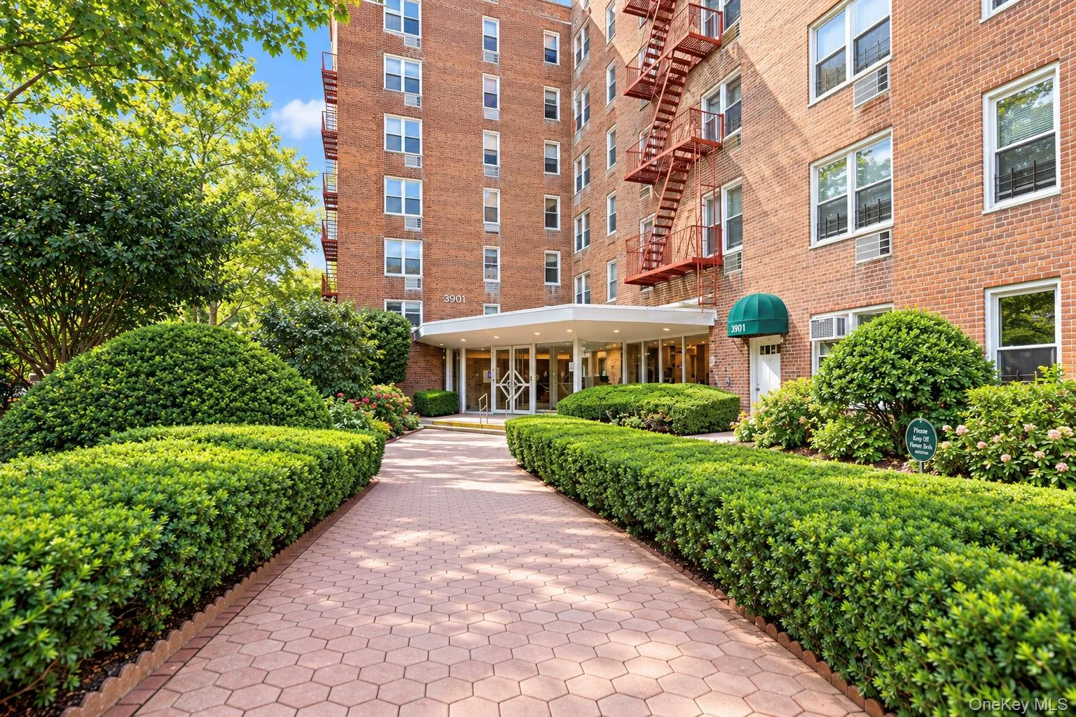 3901 Independence Avenue, New York, NY, 2 Bedrooms Bedrooms, 4 Rooms Rooms,1 BathroomBathrooms,Residential,For Rent,Independence,0,1055493 3901 Independence Avenue, New York, NY, 2 Bedrooms Bedrooms, 4 Rooms Rooms,1 BathroomBathrooms,Residential,For Rent,Independence,0,1055493