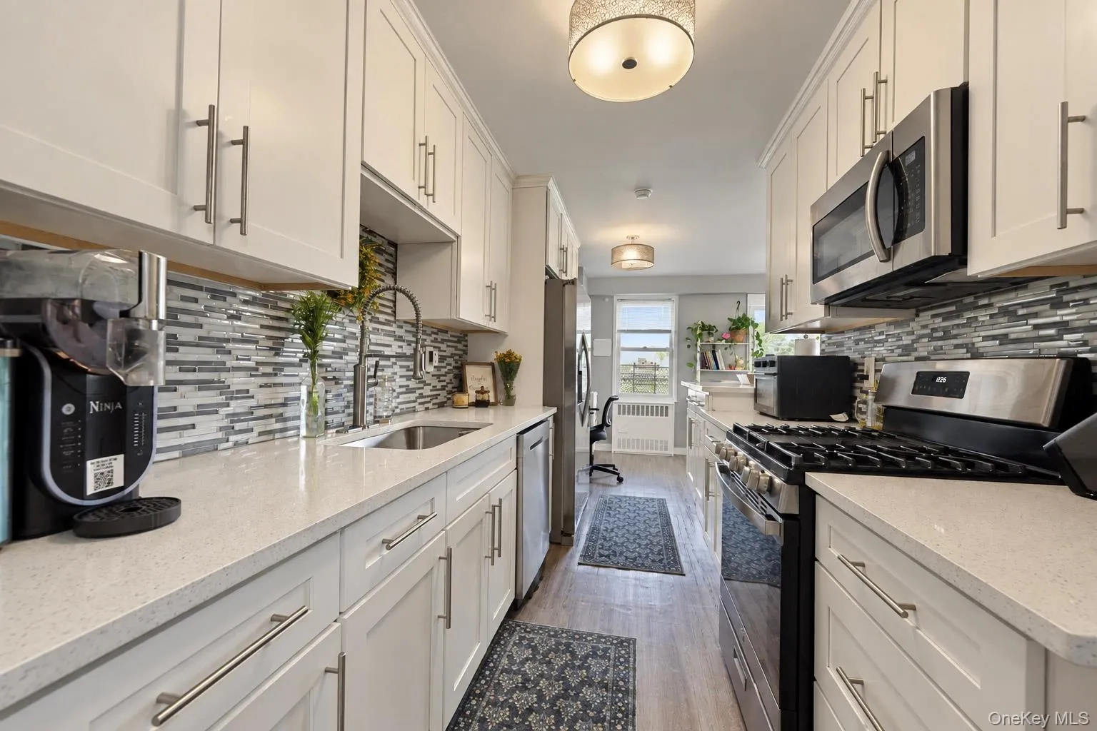 1841 Central Park Avenue, Yonkers, NY, 3 Bedrooms Bedrooms, 6 Rooms Rooms,2 BathroomsBathrooms,Residential,For Rent,Central Park,0,1055498 1841 Central Park Avenue, Yonkers, NY, 3 Bedrooms Bedrooms, 6 Rooms Rooms,2 BathroomsBathrooms,Residential,For Rent,Central Park,0,1055498