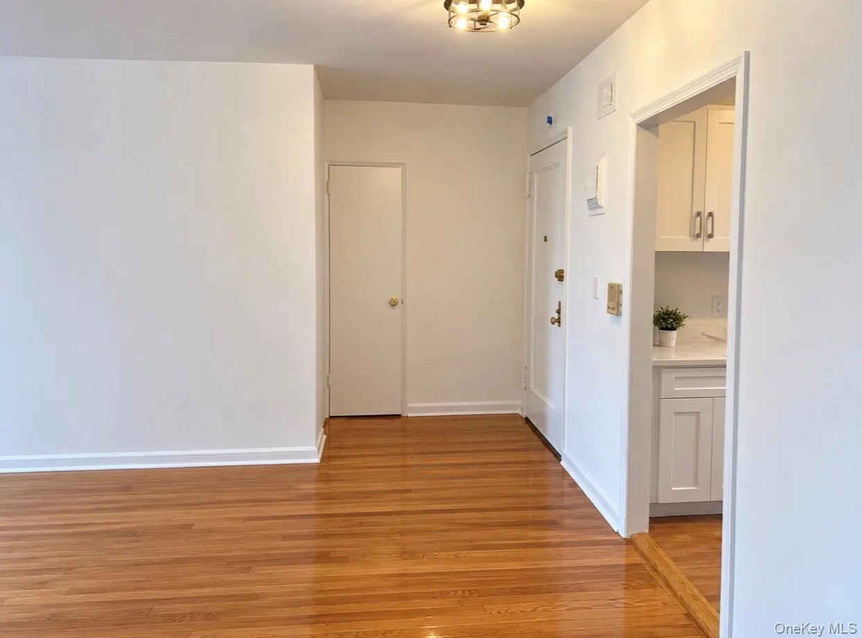 78-05 141st Street, New York, NY, 3 Bedrooms Bedrooms, 6 Rooms Rooms,1 BathroomBathrooms,Residential,For Rent,141st,0,1055499 78-05 141st Street, New York, NY, 3 Bedrooms Bedrooms, 6 Rooms Rooms,1 BathroomBathrooms,Residential,For Rent,141st,0,1055499