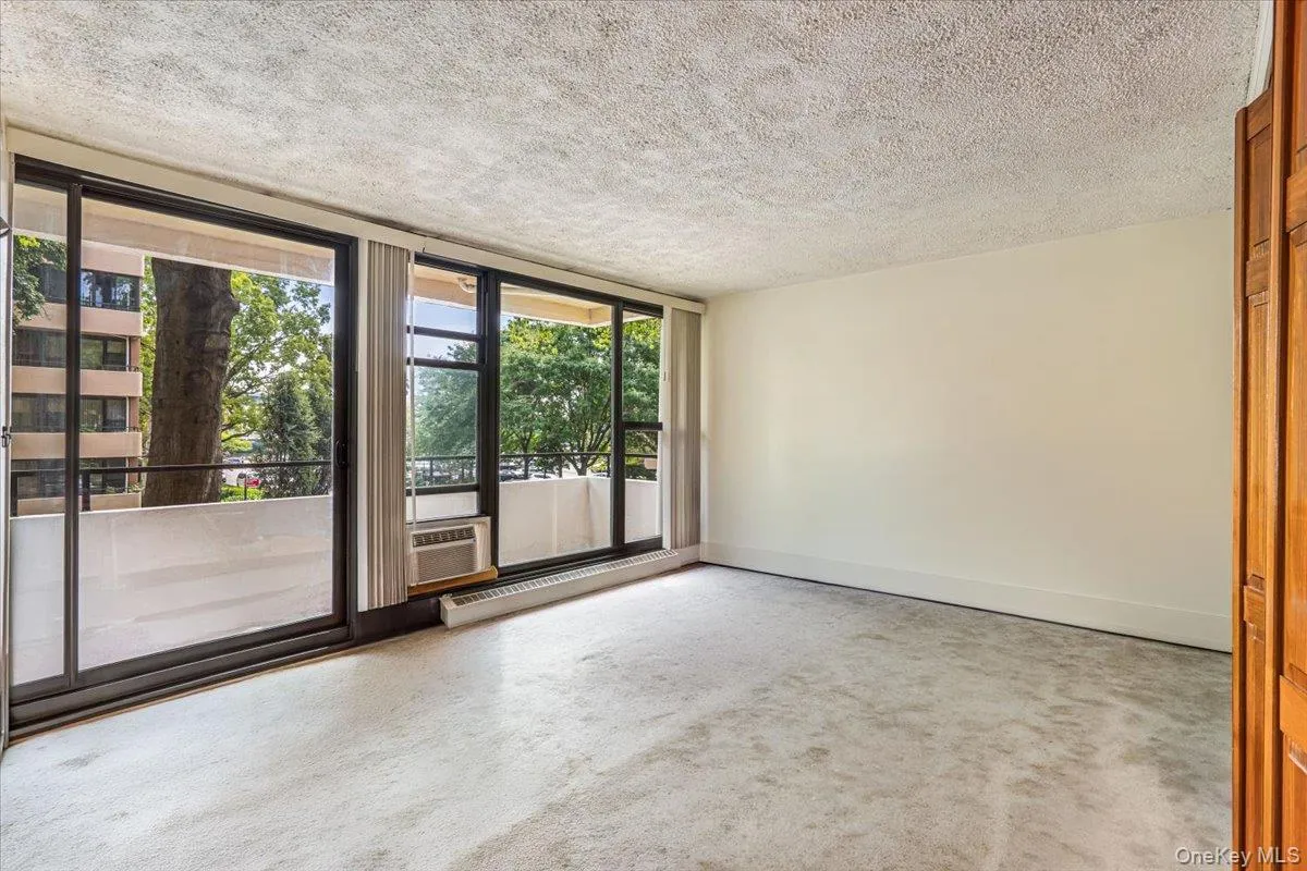 7-24 166th Street, New York, NY, 1 Bedroom Bedrooms, 4 Rooms Rooms,1 BathroomBathrooms,Residential,For Rent,166th,0,1055501 7-24 166th Street, New York, NY, 1 Bedroom Bedrooms, 4 Rooms Rooms,1 BathroomBathrooms,Residential,For Rent,166th,0,1055501