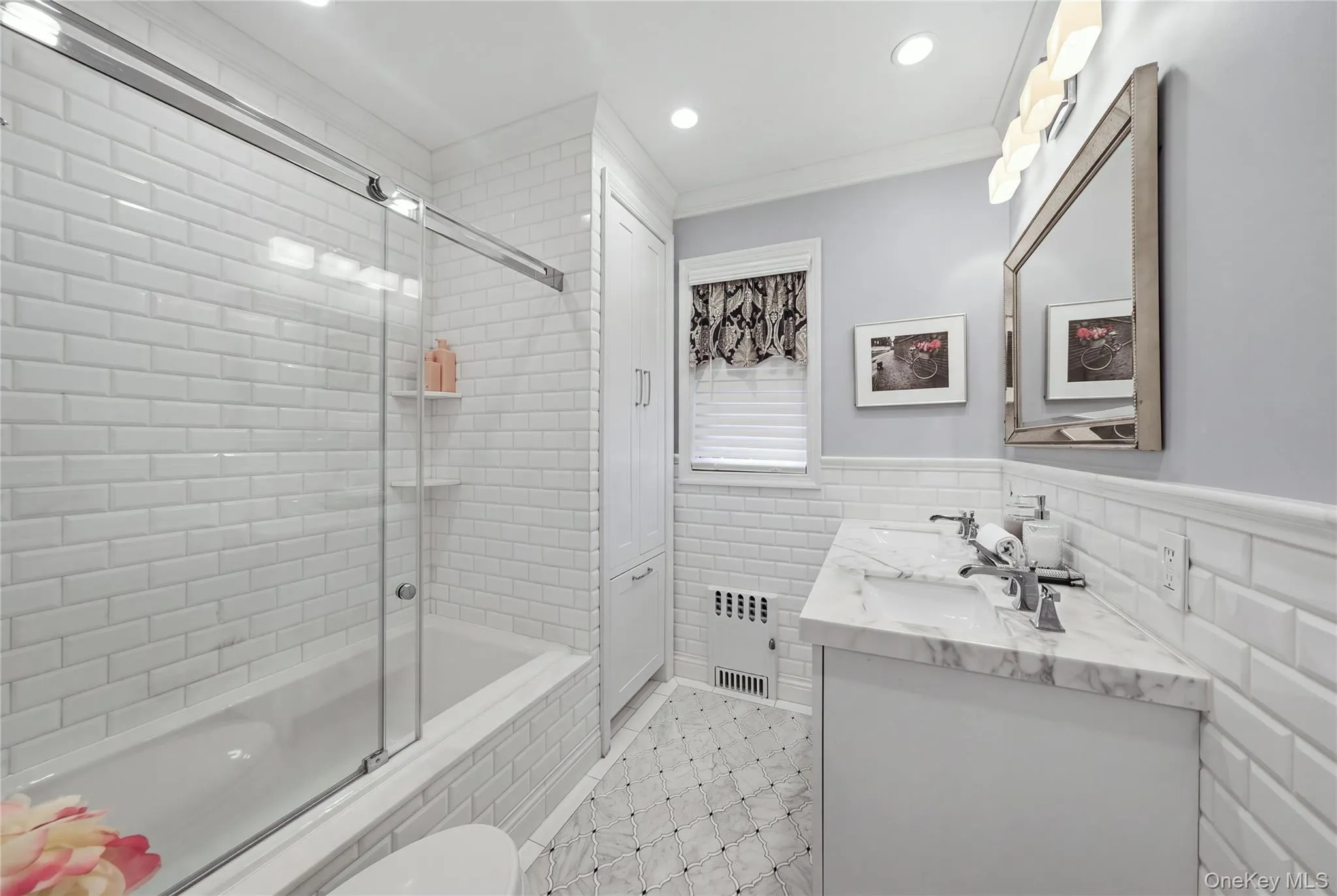 88-21 79th Avenue, New York, NY, 4 Bedrooms Bedrooms, 8 Rooms Rooms,2 BathroomsBathrooms,Residential,For Rent,79th,0,1055506 88-21 79th Avenue, New York, NY, 4 Bedrooms Bedrooms, 8 Rooms Rooms,2 BathroomsBathrooms,Residential,For Rent,79th,0,1055506