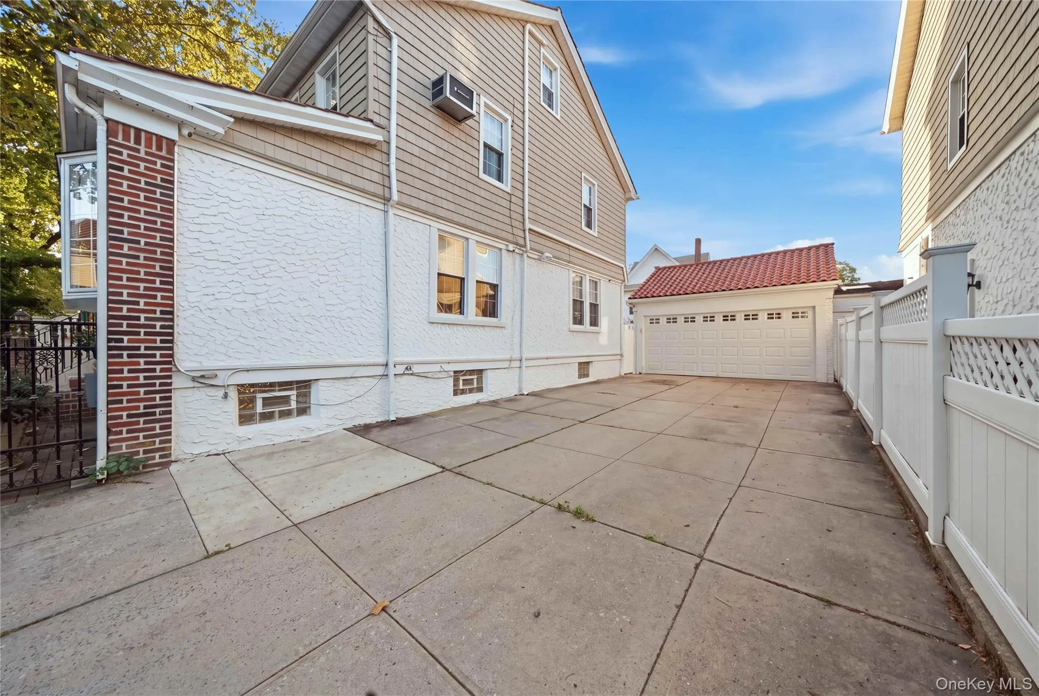 88-21 79th Avenue, New York, NY, 4 Bedrooms Bedrooms, 8 Rooms Rooms,2 BathroomsBathrooms,Residential,For Rent,79th,0,1055506 88-21 79th Avenue, New York, NY, 4 Bedrooms Bedrooms, 8 Rooms Rooms,2 BathroomsBathrooms,Residential,For Rent,79th,0,1055506