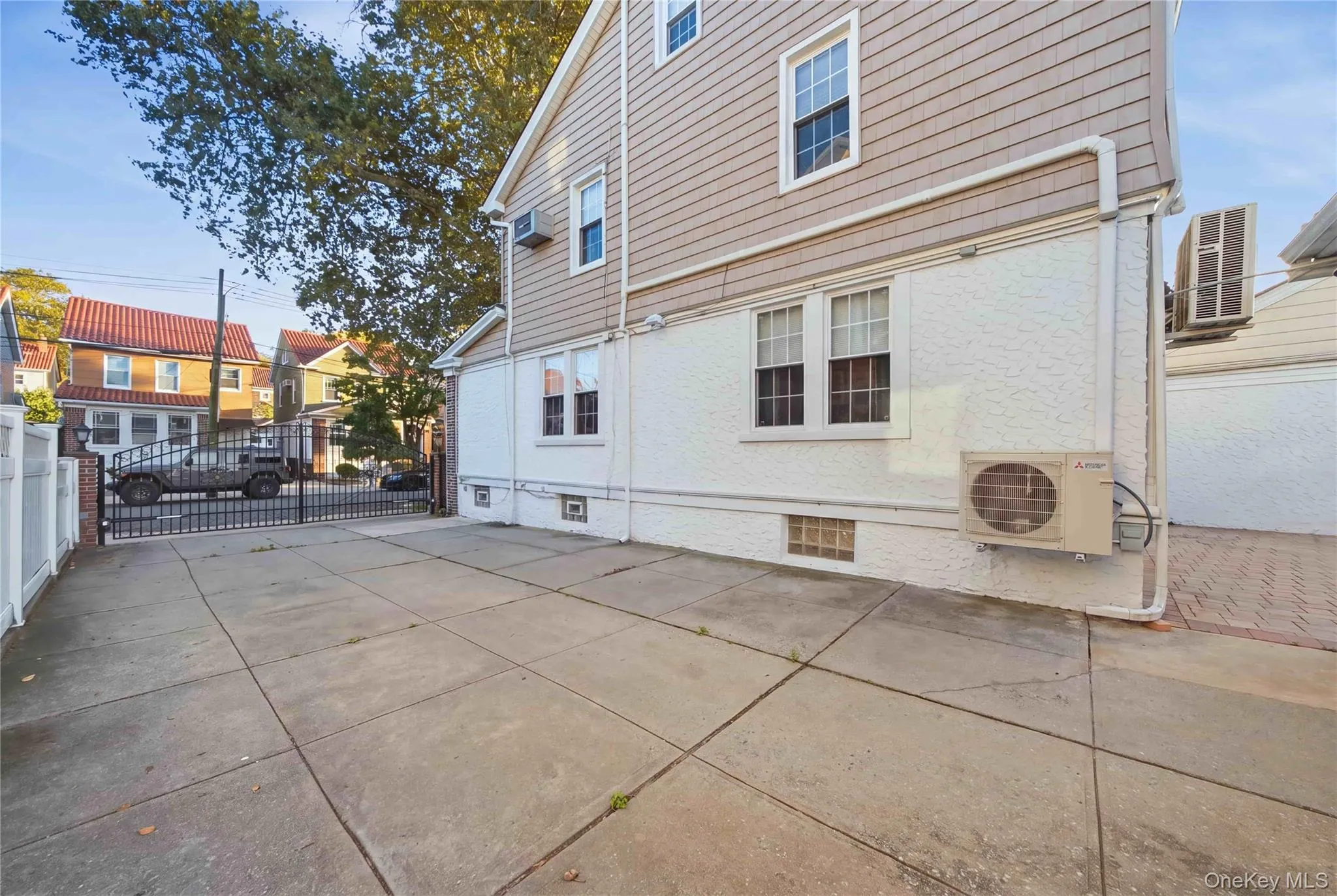88-21 79th Avenue, New York, NY, 4 Bedrooms Bedrooms, 8 Rooms Rooms,2 BathroomsBathrooms,Residential,For Rent,79th,0,1055506 88-21 79th Avenue, New York, NY, 4 Bedrooms Bedrooms, 8 Rooms Rooms,2 BathroomsBathrooms,Residential,For Rent,79th,0,1055506