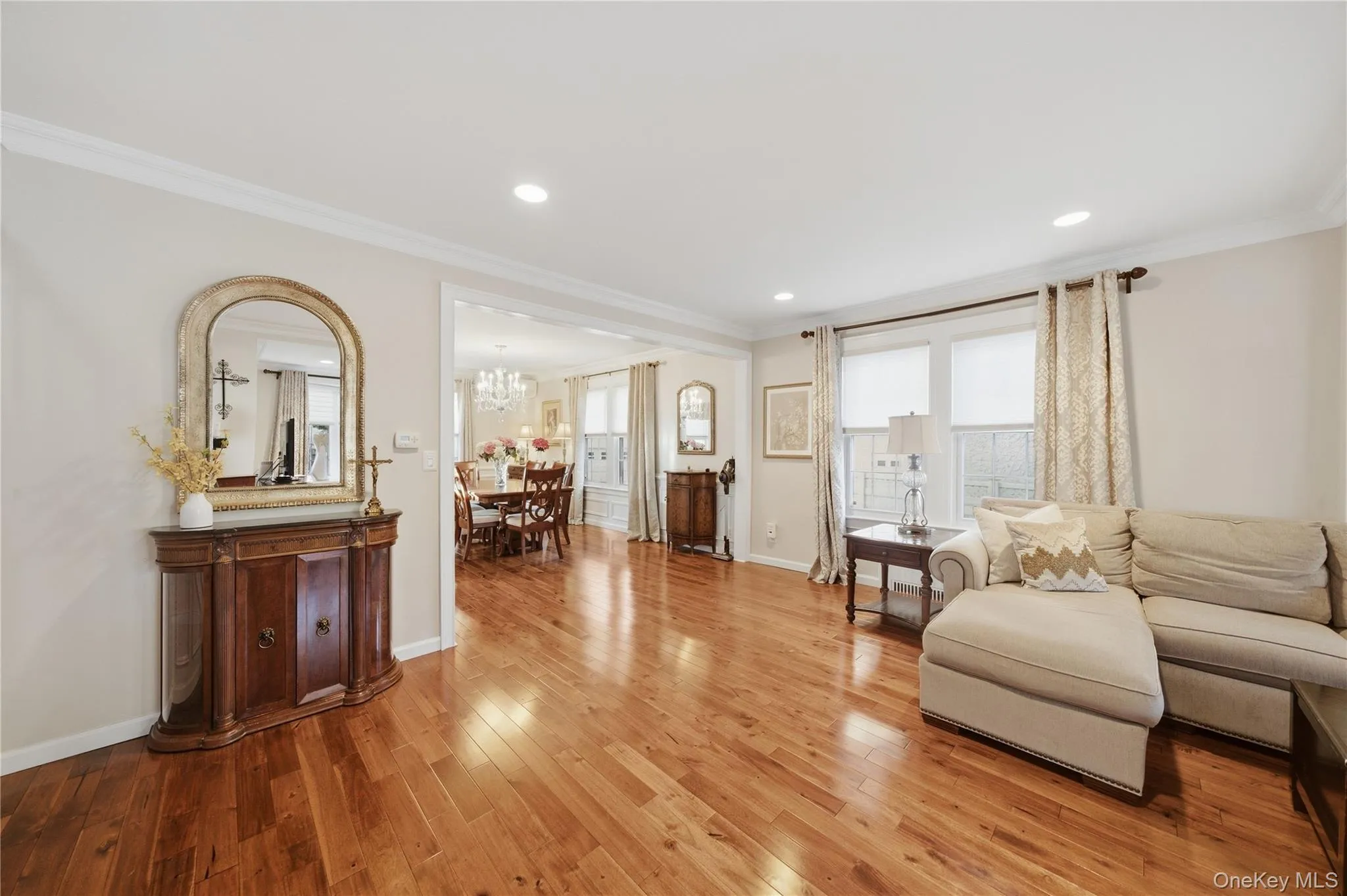 88-21 79th Avenue, New York, NY, 4 Bedrooms Bedrooms, 8 Rooms Rooms,2 BathroomsBathrooms,Residential,For Rent,79th,0,1055506 88-21 79th Avenue, New York, NY, 4 Bedrooms Bedrooms, 8 Rooms Rooms,2 BathroomsBathrooms,Residential,For Rent,79th,0,1055506