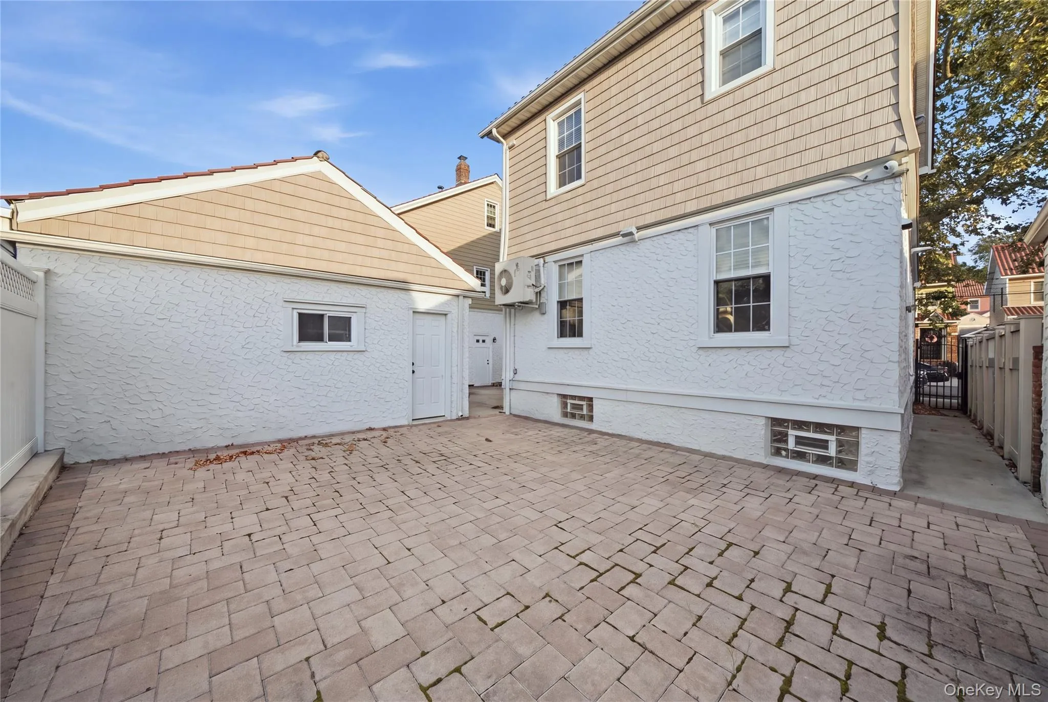 88-21 79th Avenue, New York, NY, 4 Bedrooms Bedrooms, 8 Rooms Rooms,2 BathroomsBathrooms,Residential,For Rent,79th,0,1055506 88-21 79th Avenue, New York, NY, 4 Bedrooms Bedrooms, 8 Rooms Rooms,2 BathroomsBathrooms,Residential,For Rent,79th,0,1055506