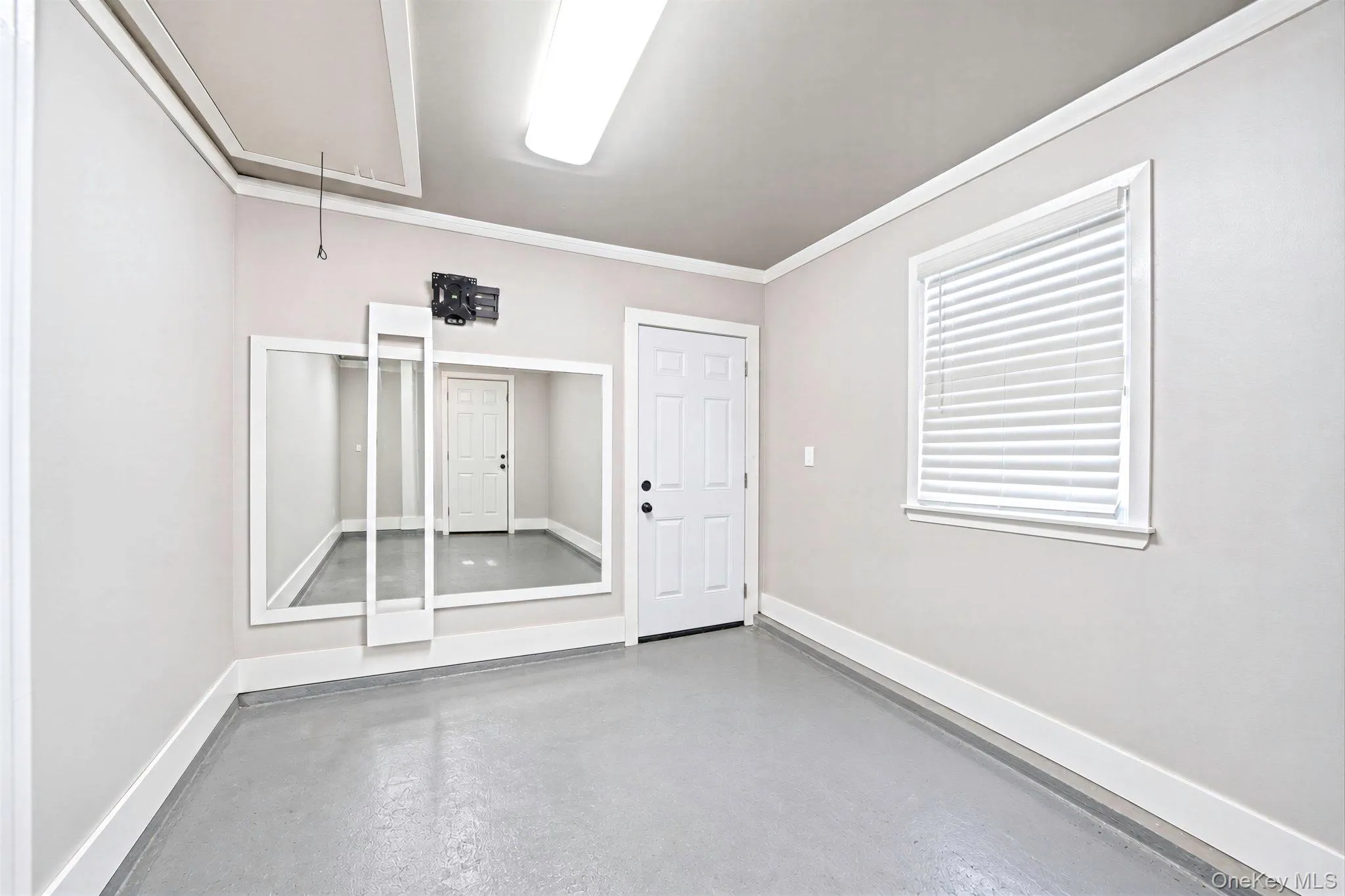 105 Raynor Road, Brookhaven, NY, 3 Bedrooms Bedrooms, 6 Rooms Rooms,1 BathroomBathrooms,Residential,For Rent,Raynor,0,1055507 105 Raynor Road, Brookhaven, NY, 3 Bedrooms Bedrooms, 6 Rooms Rooms,1 BathroomBathrooms,Residential,For Rent,Raynor,0,1055507