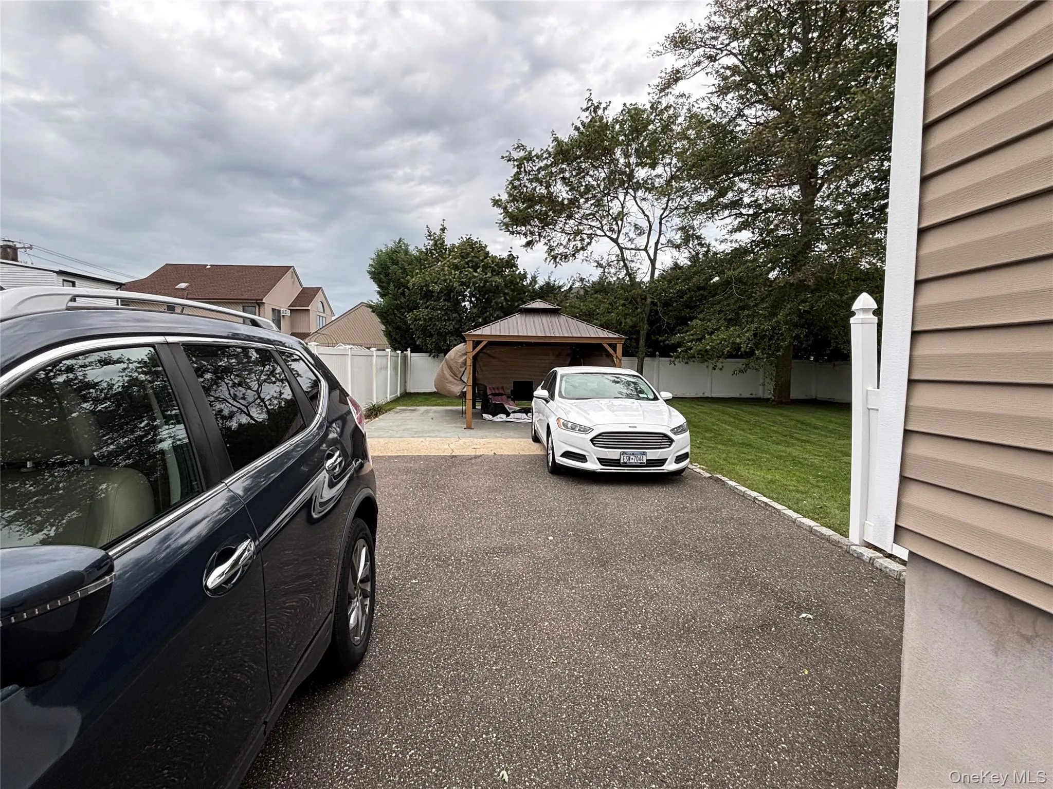 120 Lincoln Place, Oyster Bay, NY, 2 Bedrooms Bedrooms, 4 Rooms Rooms,1 BathroomBathrooms,Residential,For Rent,Lincoln,0,1055513 120 Lincoln Place, Oyster Bay, NY, 2 Bedrooms Bedrooms, 4 Rooms Rooms,1 BathroomBathrooms,Residential,For Rent,Lincoln,0,1055513