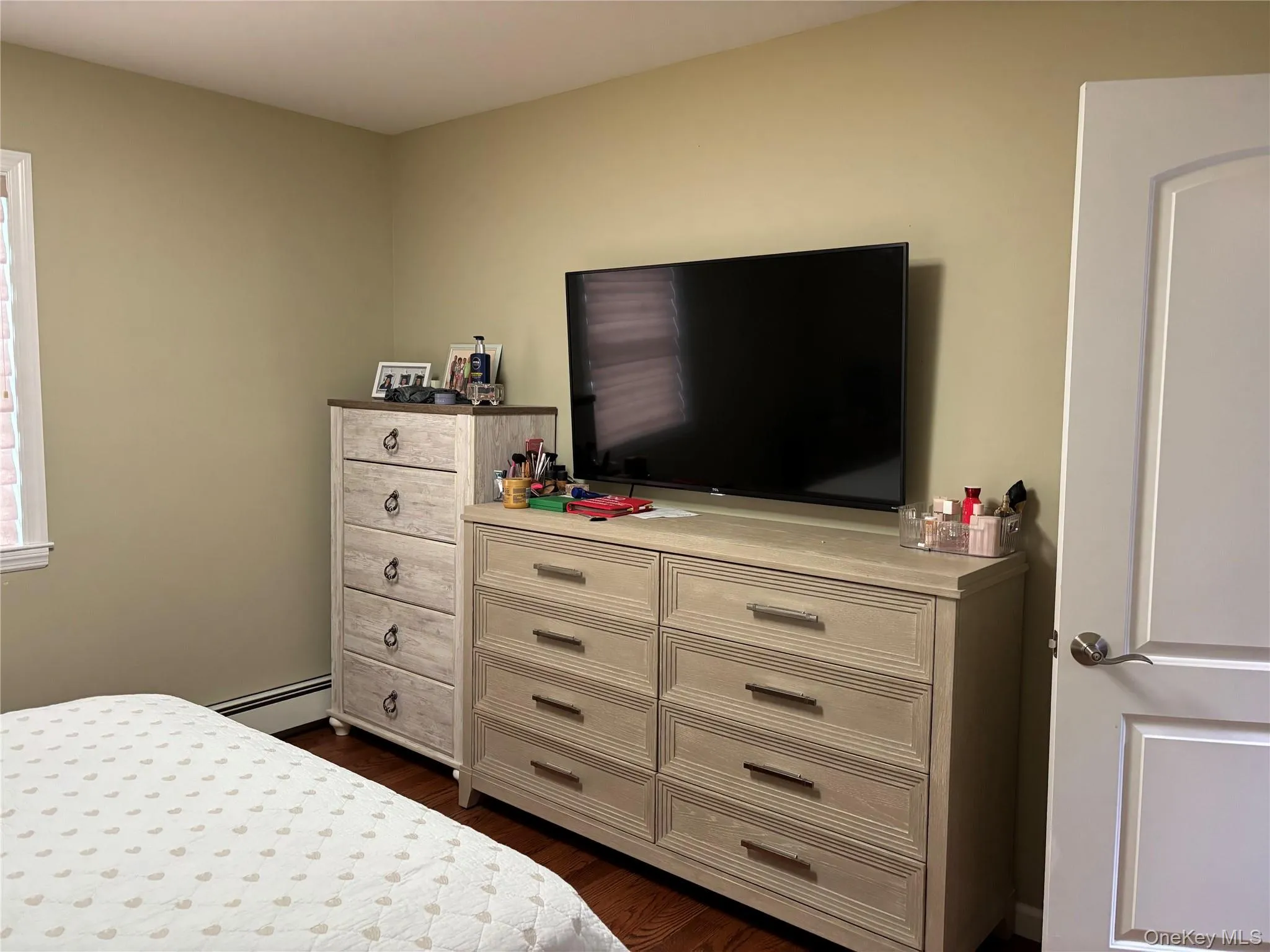 120 Lincoln Place, Oyster Bay, NY, 2 Bedrooms Bedrooms, 4 Rooms Rooms,1 BathroomBathrooms,Residential,For Rent,Lincoln,0,1055513 120 Lincoln Place, Oyster Bay, NY, 2 Bedrooms Bedrooms, 4 Rooms Rooms,1 BathroomBathrooms,Residential,For Rent,Lincoln,0,1055513