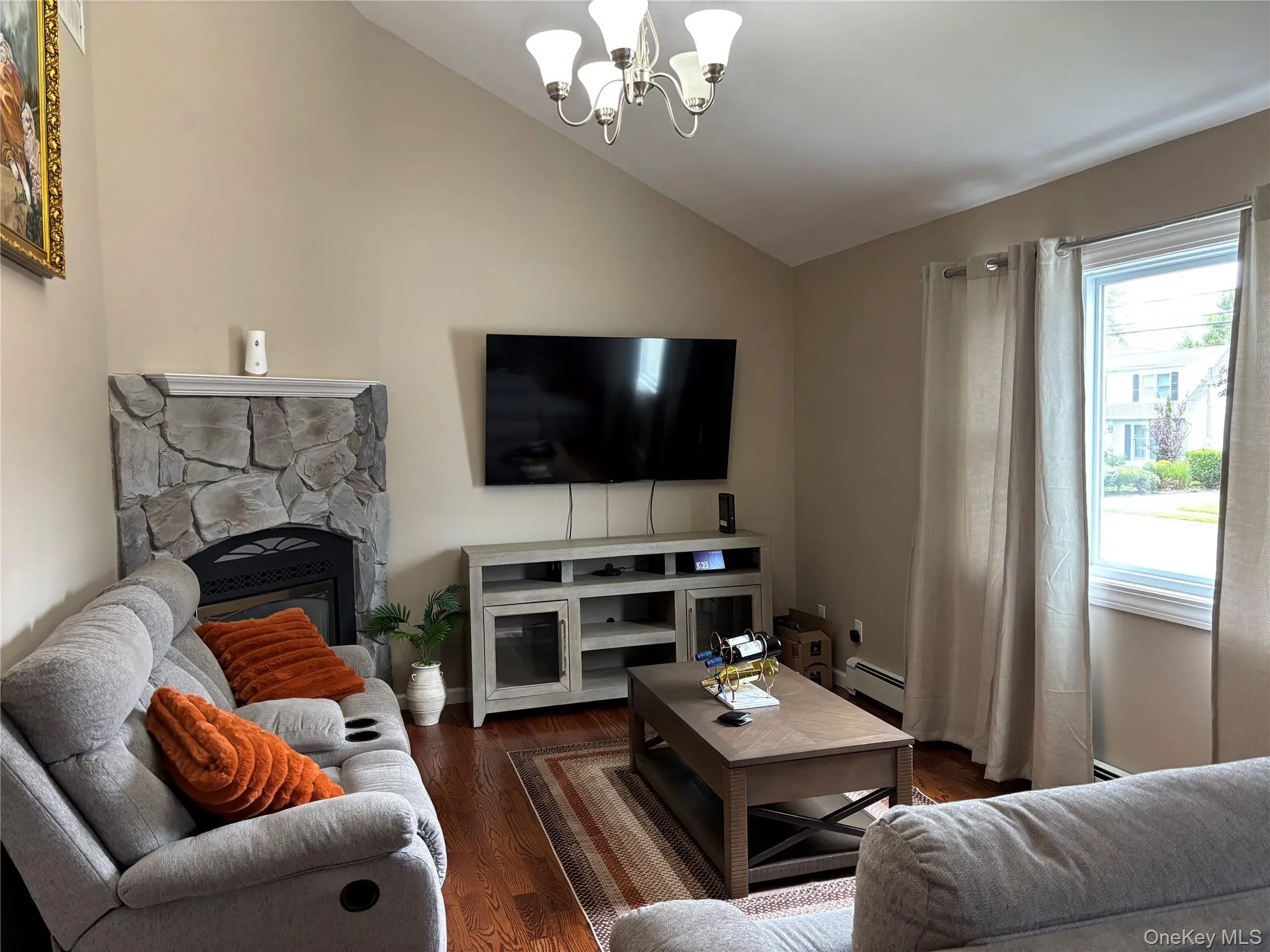 120 Lincoln Place, Oyster Bay, NY, 2 Bedrooms Bedrooms, 4 Rooms Rooms,1 BathroomBathrooms,Residential,For Rent,Lincoln,0,1055513 120 Lincoln Place, Oyster Bay, NY, 2 Bedrooms Bedrooms, 4 Rooms Rooms,1 BathroomBathrooms,Residential,For Rent,Lincoln,0,1055513