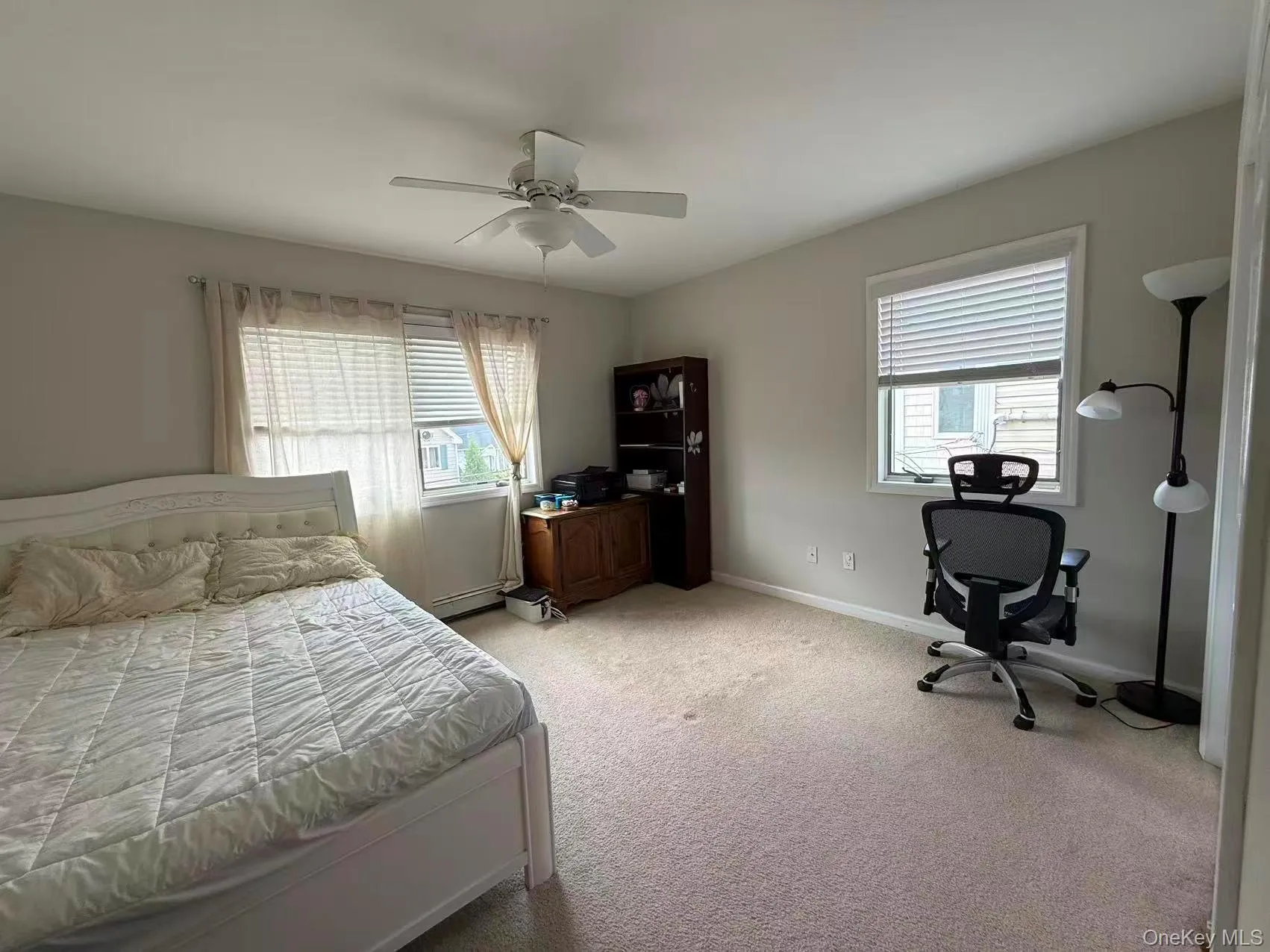 2817 Clubhouse Road, Hempstead, NY, 4 Bedroom Bedrooms, 9 Room Rooms,2 BathroomBathrooms,Residential Lease,For Rent,Clubhouse,0,1055528 2817 Clubhouse Road, Hempstead, NY, 4 Bedroom Bedrooms, 9 Room Rooms,2 BathroomBathrooms,Residential Lease,For Rent,Clubhouse,0,1055528