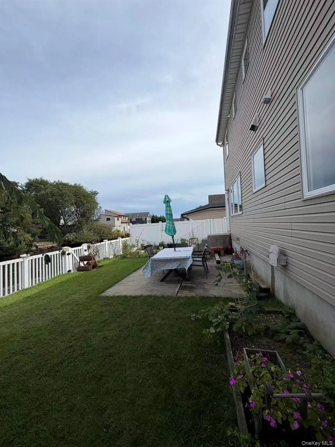 2817 Clubhouse Road, Hempstead, NY, 4 Bedroom Bedrooms, 9 Room Rooms,2 BathroomBathrooms,Residential Lease,For Rent,Clubhouse,0,1055528 2817 Clubhouse Road, Hempstead, NY, 4 Bedroom Bedrooms, 9 Room Rooms,2 BathroomBathrooms,Residential Lease,For Rent,Clubhouse,0,1055528