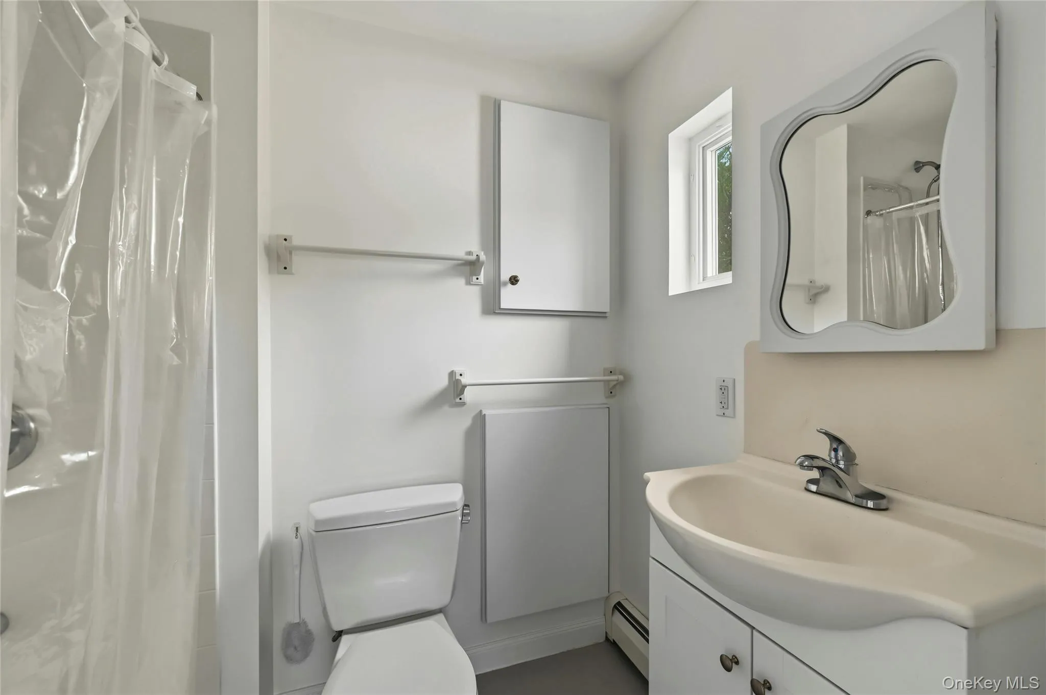 930 Tooker Avenue, West Babylon, NY, 4 Bedrooms Bedrooms, 11 Rooms Rooms,4 BathroomsBathrooms,Residential,For Rent,Tooker,0,1055529 930 Tooker Avenue, West Babylon, NY, 4 Bedrooms Bedrooms, 11 Rooms Rooms,4 BathroomsBathrooms,Residential,For Rent,Tooker,0,1055529