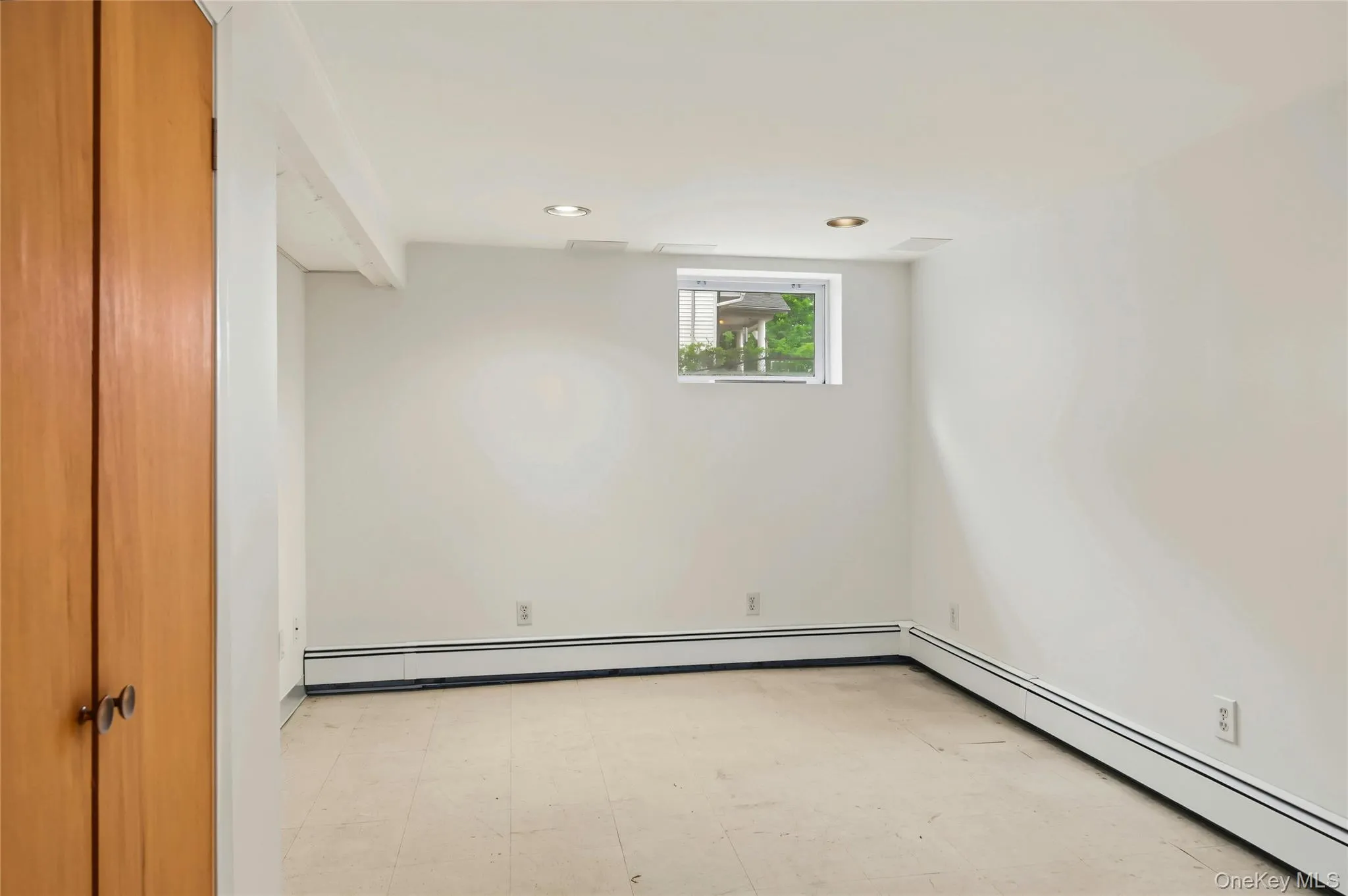 930 Tooker Avenue, West Babylon, NY, 4 Bedrooms Bedrooms, 11 Rooms Rooms,4 BathroomsBathrooms,Residential,For Rent,Tooker,0,1055529 930 Tooker Avenue, West Babylon, NY, 4 Bedrooms Bedrooms, 11 Rooms Rooms,4 BathroomsBathrooms,Residential,For Rent,Tooker,0,1055529