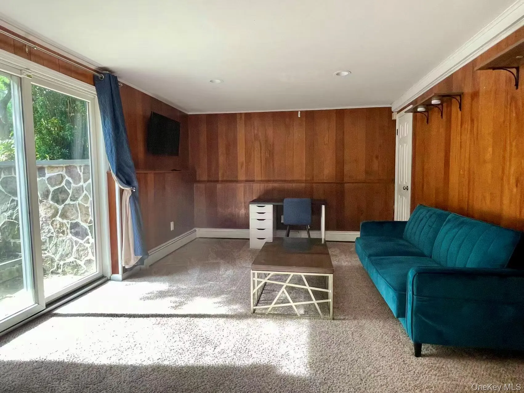 37 Mckay Rd, Huntington, NY, 1 Bedroom Bedrooms, 3 Room Rooms,1 BathroomBathrooms,Residential Lease,For Rent,Mckay Rd,0,1055530 37 Mckay Rd, Huntington, NY, 1 Bedroom Bedrooms, 3 Room Rooms,1 BathroomBathrooms,Residential Lease,For Rent,Mckay Rd,0,1055530