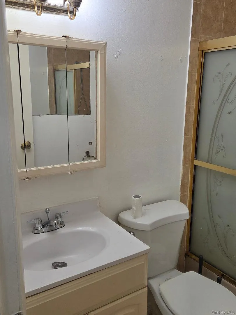 255-24 147 Drive Drive, New York, NY, 1 Bedroom Bedrooms, 3 Room Rooms,1 BathroomBathrooms,Residential Lease,For Rent,147 Drive,0,1055540 255-24 147 Drive Drive, New York, NY, 1 Bedroom Bedrooms, 3 Room Rooms,1 BathroomBathrooms,Residential Lease,For Rent,147 Drive,0,1055540