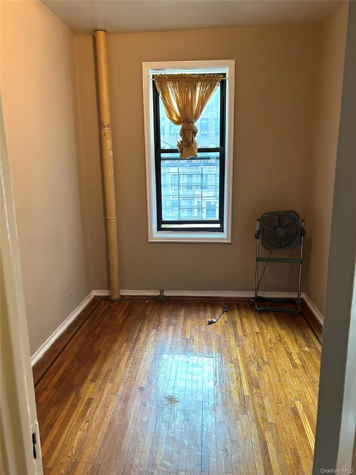 758 Brady Court, New York, NY, 2 Bedrooms Bedrooms, 4 Rooms Rooms,1 BathroomBathrooms,Residential,For Rent,Court,0,1055542 758 Brady Court, New York, NY, 2 Bedrooms Bedrooms, 4 Rooms Rooms,1 BathroomBathrooms,Residential,For Rent,Court,0,1055542
