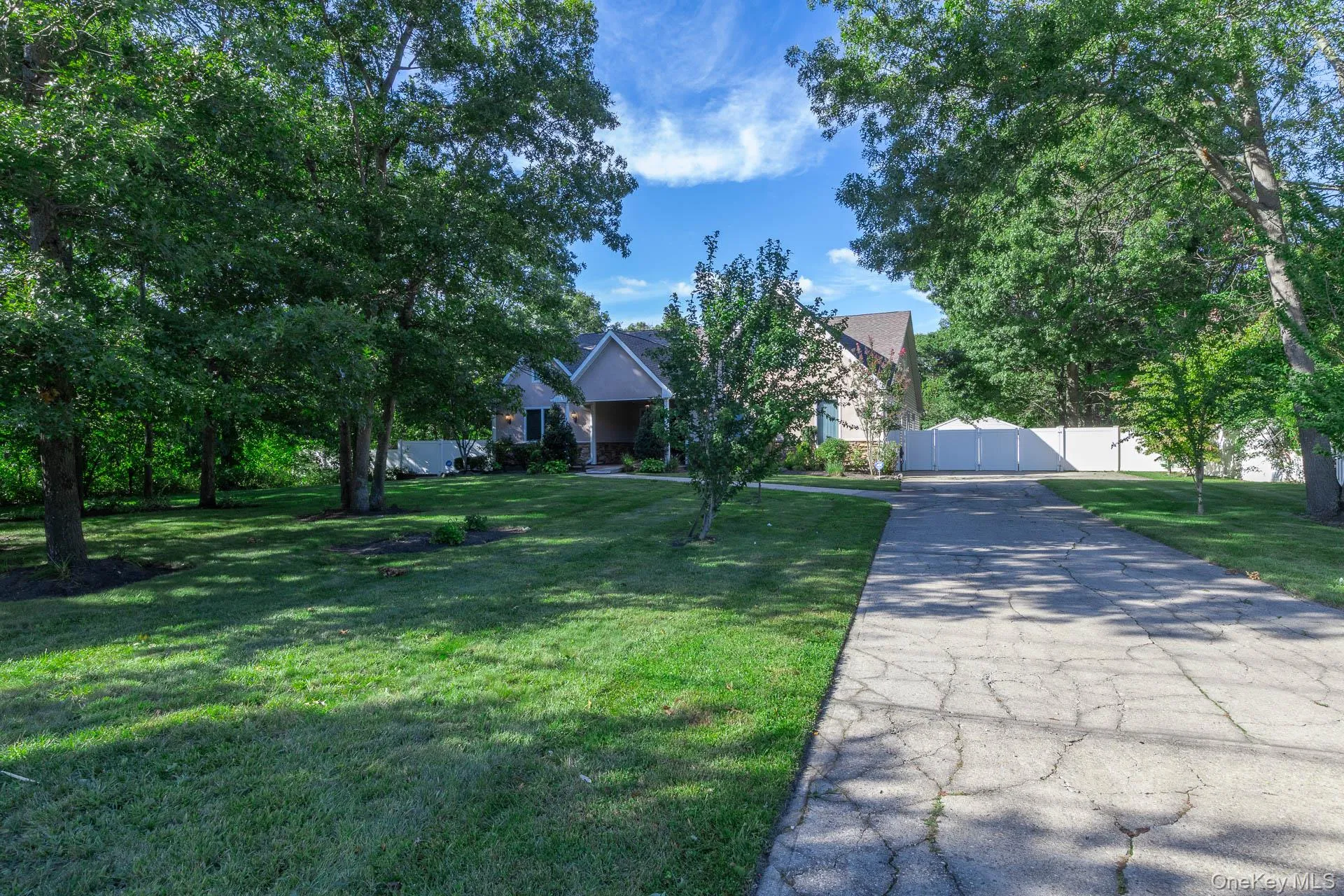 37 Woodside Avenue, Brookhaven, NY, 5 Bedrooms Bedrooms, 3 Rooms Rooms,2 BathroomsBathrooms,Residential,For Rent,Woodside,0,1055543 37 Woodside Avenue, Brookhaven, NY, 5 Bedrooms Bedrooms, 3 Rooms Rooms,2 BathroomsBathrooms,Residential,For Rent,Woodside,0,1055543