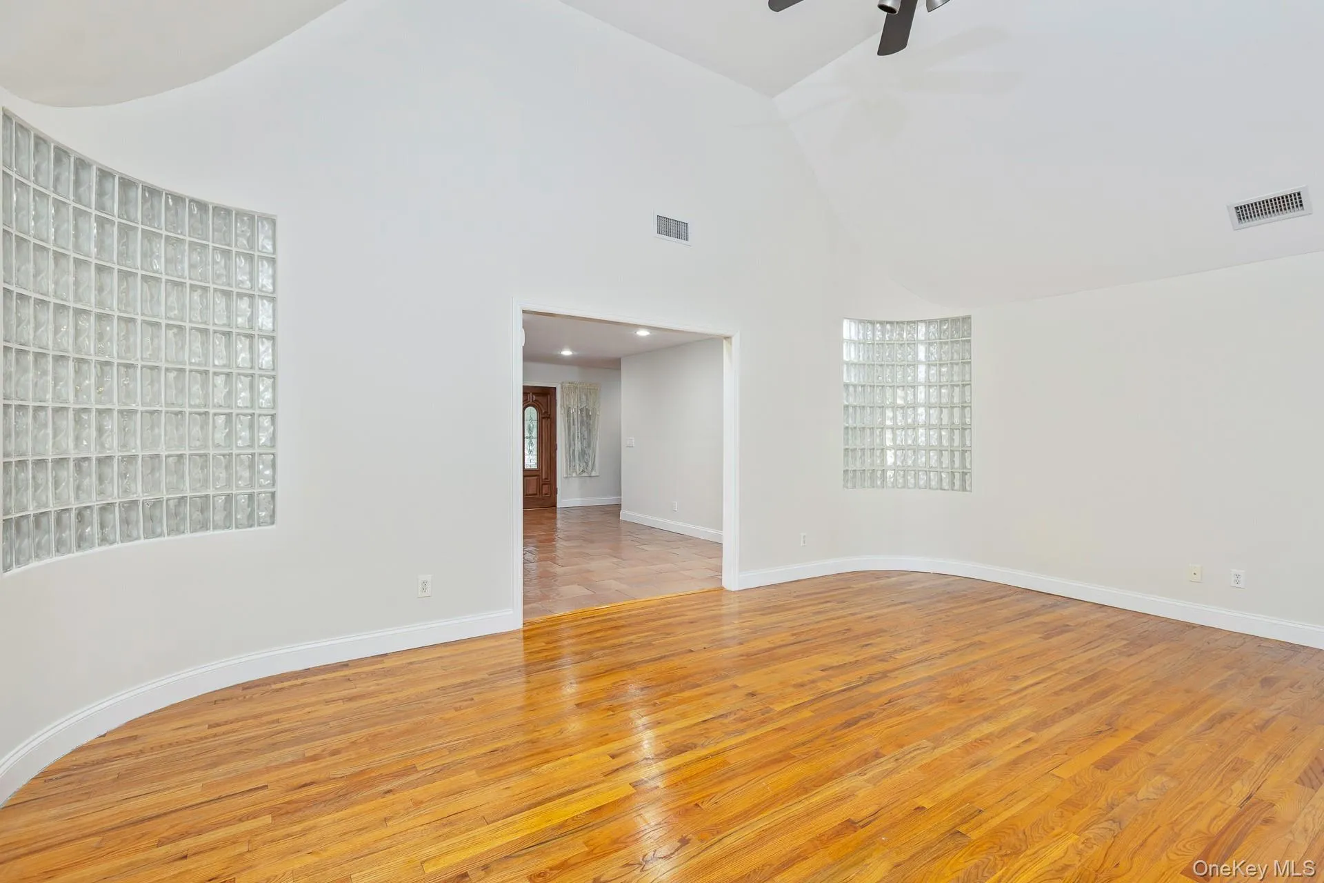 37 Woodside Avenue, Brookhaven, NY, 5 Bedrooms Bedrooms, 3 Rooms Rooms,2 BathroomsBathrooms,Residential,For Rent,Woodside,0,1055543 37 Woodside Avenue, Brookhaven, NY, 5 Bedrooms Bedrooms, 3 Rooms Rooms,2 BathroomsBathrooms,Residential,For Rent,Woodside,0,1055543