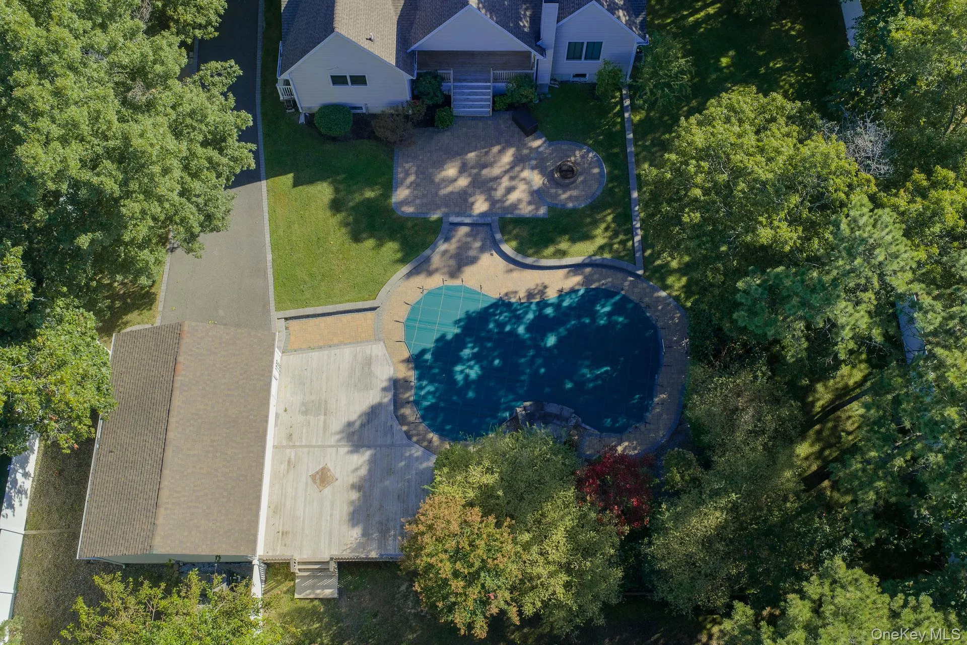 37 Woodside Avenue, Brookhaven, NY, 5 Bedrooms Bedrooms, 3 Rooms Rooms,2 BathroomsBathrooms,Residential,For Rent,Woodside,0,1055543 37 Woodside Avenue, Brookhaven, NY, 5 Bedrooms Bedrooms, 3 Rooms Rooms,2 BathroomsBathrooms,Residential,For Rent,Woodside,0,1055543