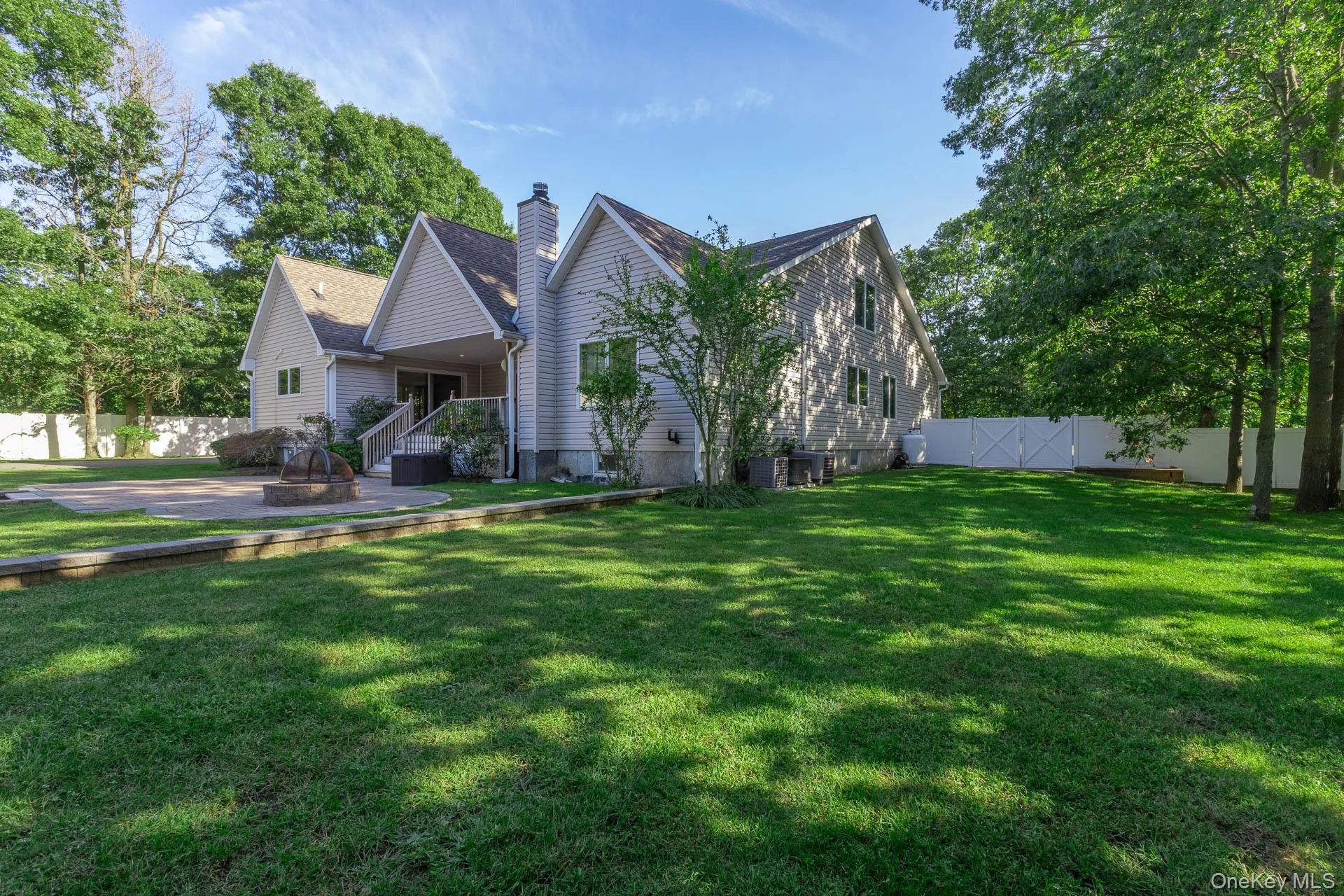 37 Woodside Avenue, Brookhaven, NY, 5 Bedrooms Bedrooms, 3 Rooms Rooms,2 BathroomsBathrooms,Residential,For Rent,Woodside,0,1055543 37 Woodside Avenue, Brookhaven, NY, 5 Bedrooms Bedrooms, 3 Rooms Rooms,2 BathroomsBathrooms,Residential,For Rent,Woodside,0,1055543