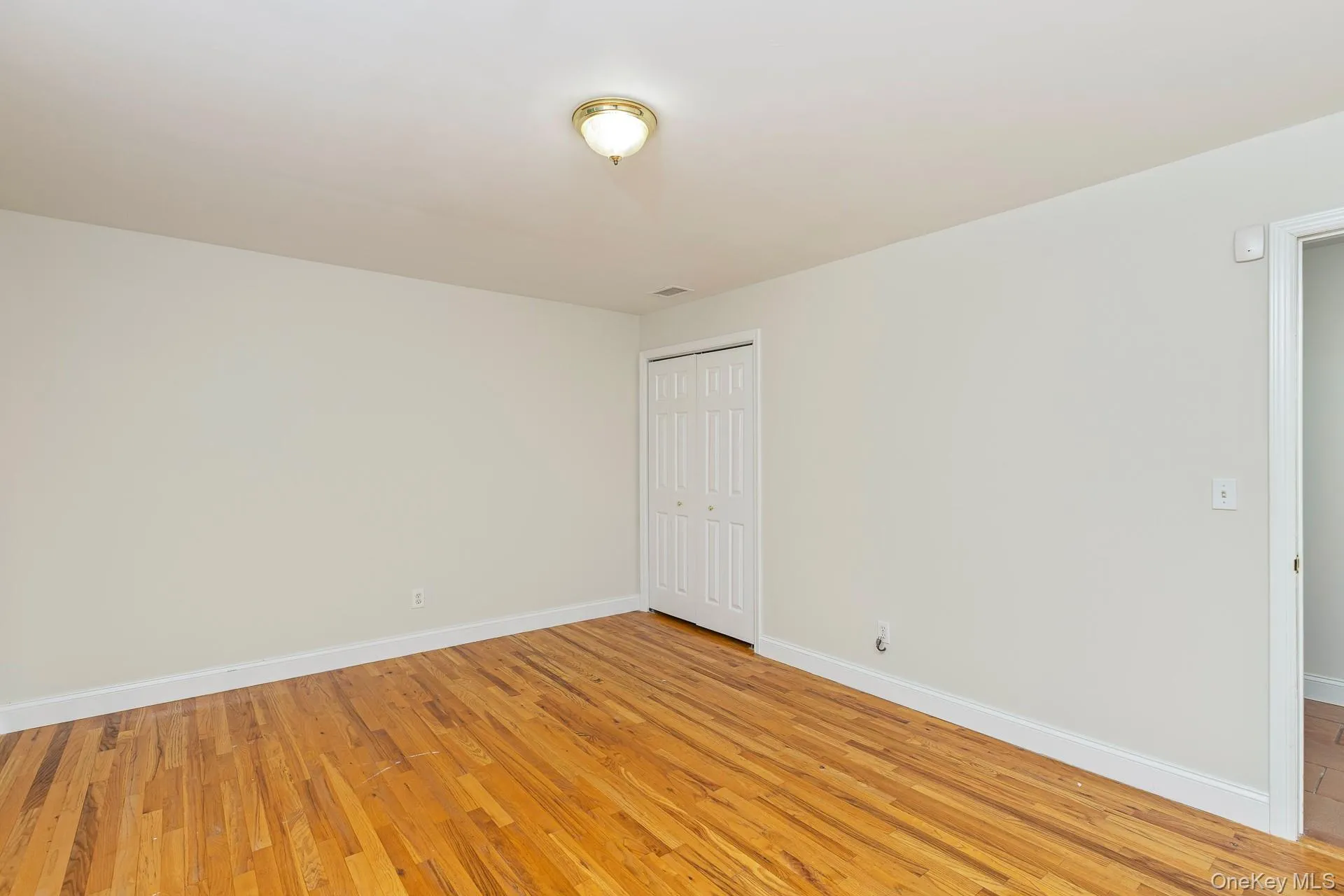 37 Woodside Avenue, Brookhaven, NY, 5 Bedrooms Bedrooms, 3 Rooms Rooms,2 BathroomsBathrooms,Residential,For Rent,Woodside,0,1055543 37 Woodside Avenue, Brookhaven, NY, 5 Bedrooms Bedrooms, 3 Rooms Rooms,2 BathroomsBathrooms,Residential,For Rent,Woodside,0,1055543