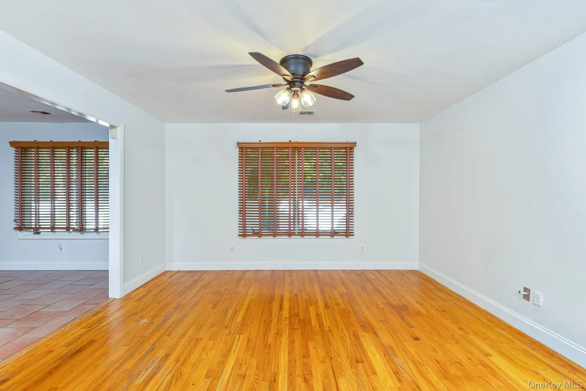 37 Woodside Avenue, Brookhaven, NY, 5 Bedrooms Bedrooms, 3 Rooms Rooms,2 BathroomsBathrooms,Residential,For Rent,Woodside,0,1055543 37 Woodside Avenue, Brookhaven, NY, 5 Bedrooms Bedrooms, 3 Rooms Rooms,2 BathroomsBathrooms,Residential,For Rent,Woodside,0,1055543