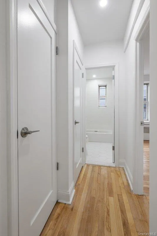 39-40 52nd Street, New York, NY, 1 Bedroom Bedrooms, 5 Rooms Rooms,1 BathroomBathrooms,Residential,For Rent,52nd,0,1055546 39-40 52nd Street, New York, NY, 1 Bedroom Bedrooms, 5 Rooms Rooms,1 BathroomBathrooms,Residential,For Rent,52nd,0,1055546