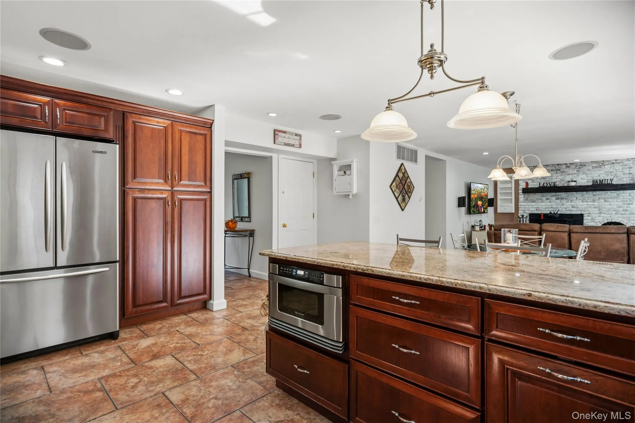 12 Brooktree Court, Islip, NY, 7 Bedrooms Bedrooms, 14 Rooms Rooms,4 BathroomsBathrooms,Residential,For Rent,Brooktree,0,1055548 12 Brooktree Court, Islip, NY, 7 Bedrooms Bedrooms, 14 Rooms Rooms,4 BathroomsBathrooms,Residential,For Rent,Brooktree,0,1055548