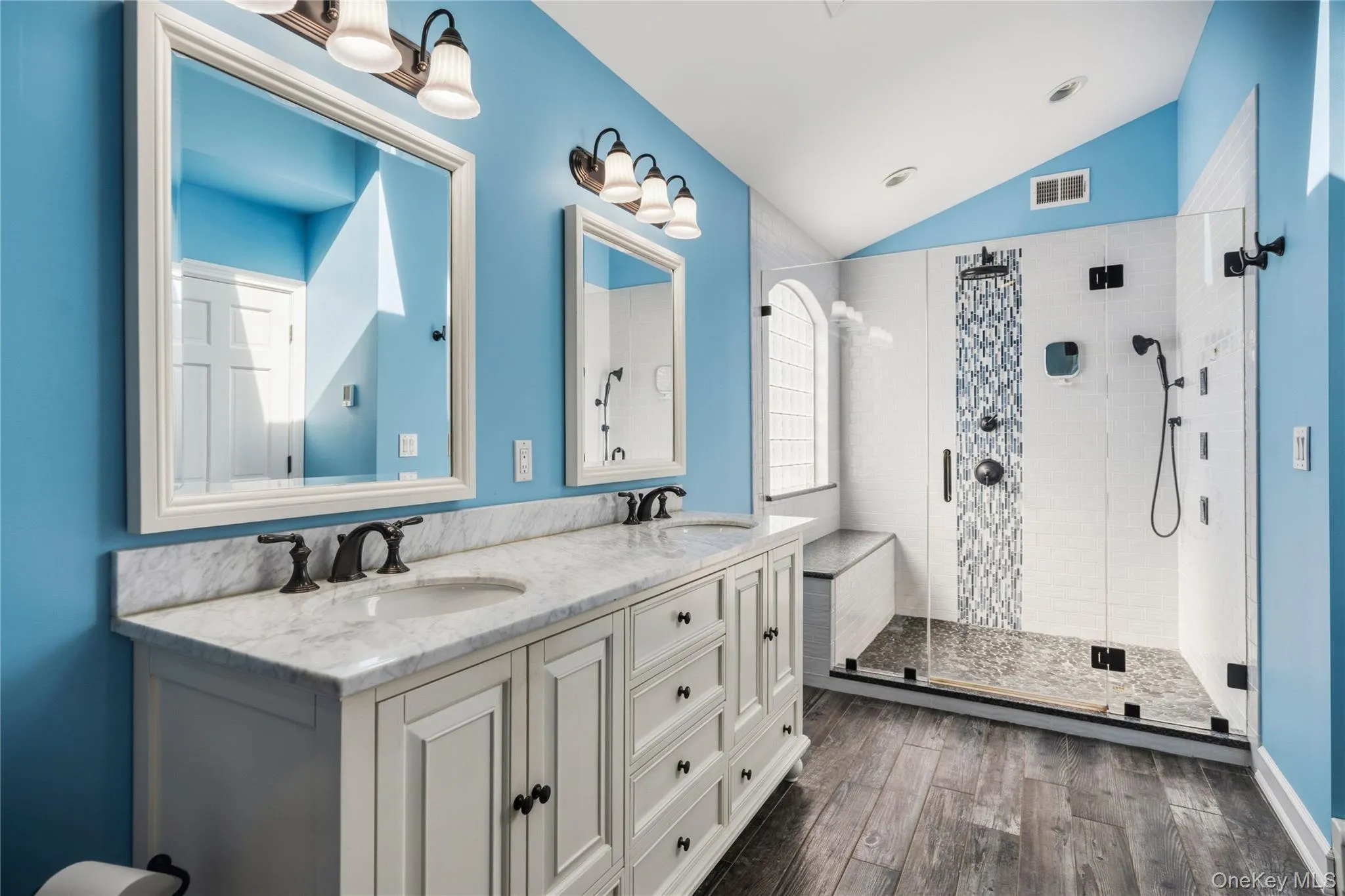 12 Brooktree Court, Islip, NY, 7 Bedrooms Bedrooms, 14 Rooms Rooms,4 BathroomsBathrooms,Residential,For Rent,Brooktree,0,1055548 12 Brooktree Court, Islip, NY, 7 Bedrooms Bedrooms, 14 Rooms Rooms,4 BathroomsBathrooms,Residential,For Rent,Brooktree,0,1055548