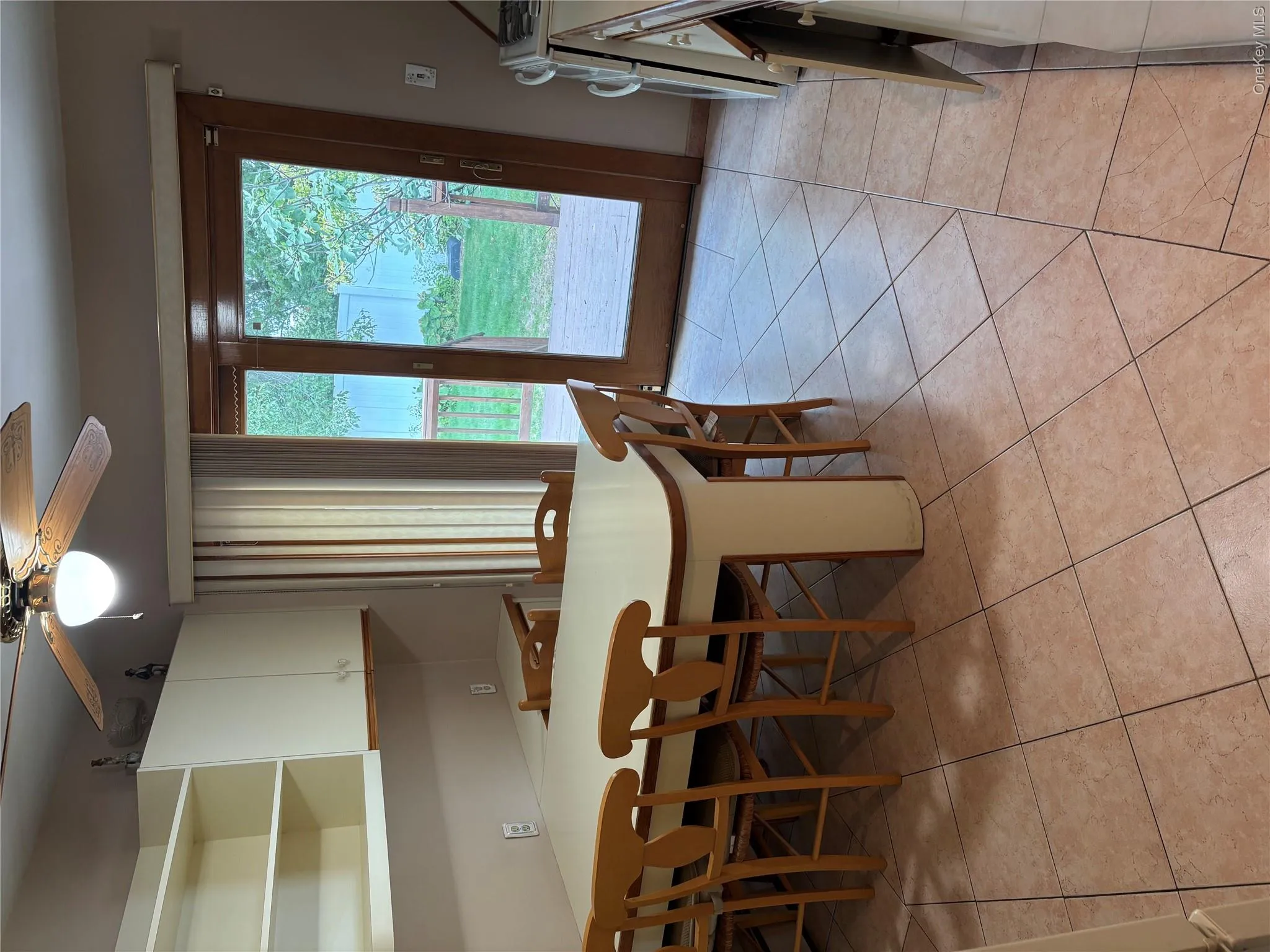 Eat in kitchen Eat in kitchen