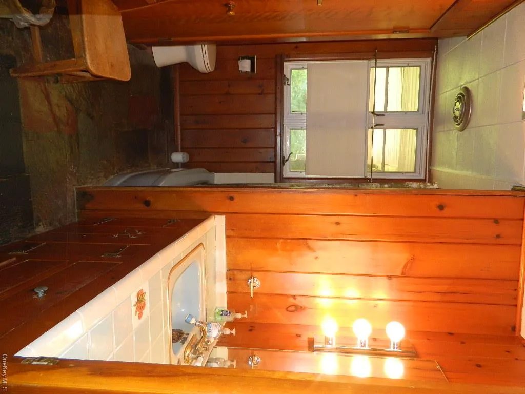 Hall bath Hall bath