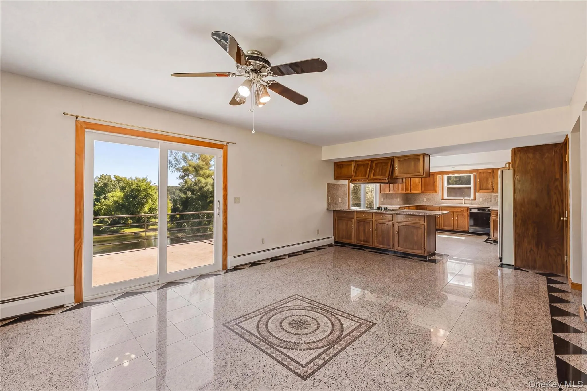 Eat in kitchen with access to deck Eat in kitchen with access to deck
