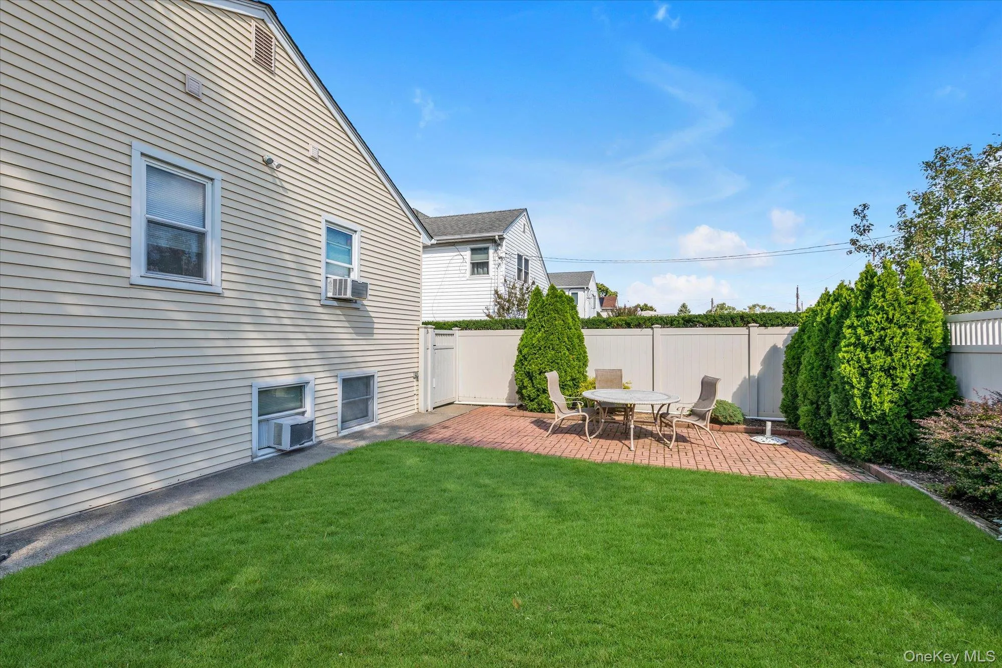 3265 Brower Avenue, Hempstead, NY, 3 Bedrooms Bedrooms, 8 Rooms Rooms,2 BathroomsBathrooms,Residential,For Rent,Brower,0,1055568 3265 Brower Avenue, Hempstead, NY, 3 Bedrooms Bedrooms, 8 Rooms Rooms,2 BathroomsBathrooms,Residential,For Rent,Brower,0,1055568
