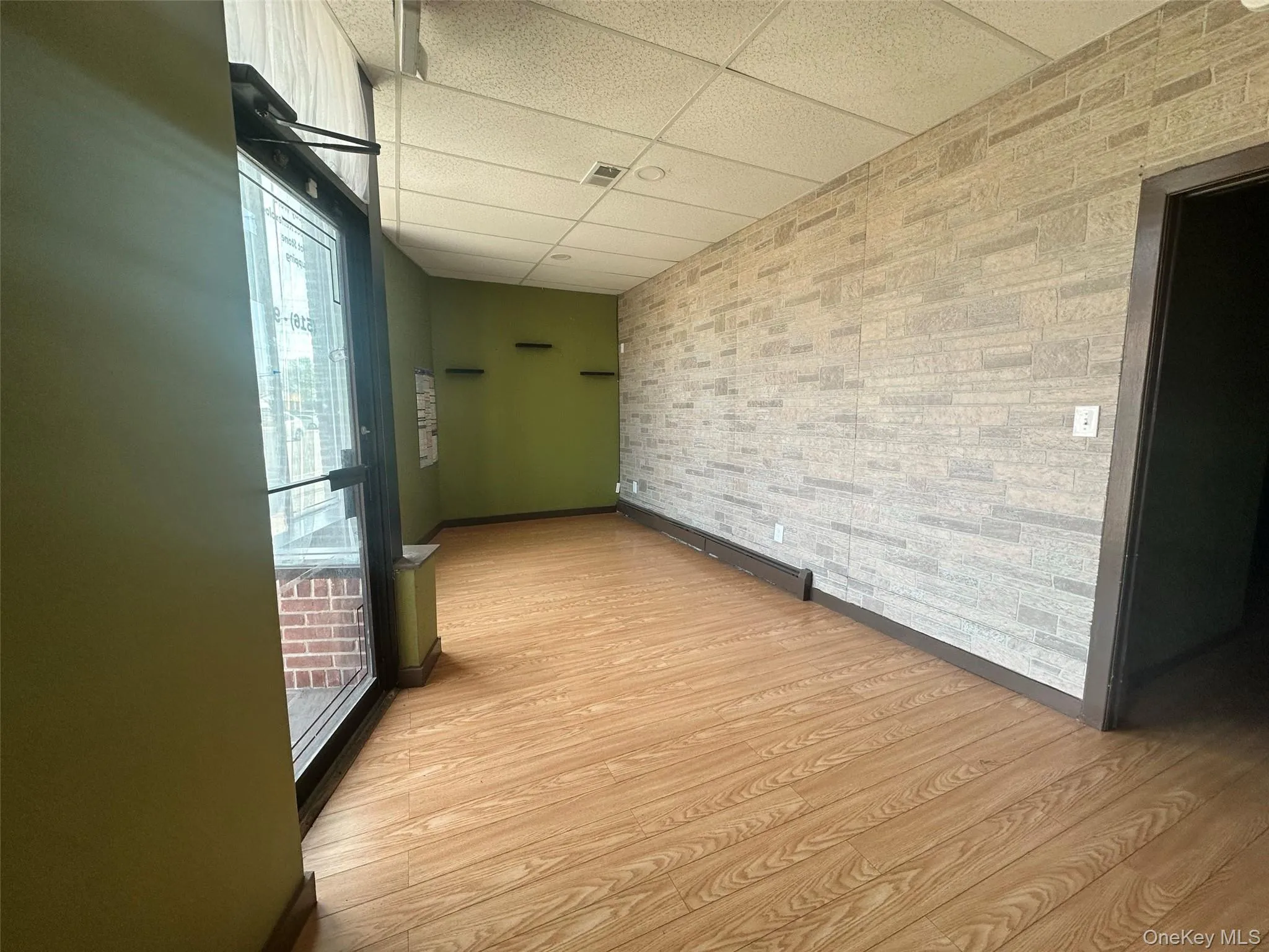 72 Franklin Avenue, Hempstead, NY, ,Commercial Lease,For Rent,Franklin,0,1055572 72 Franklin Avenue, Hempstead, NY, ,Commercial Lease,For Rent,Franklin,0,1055572