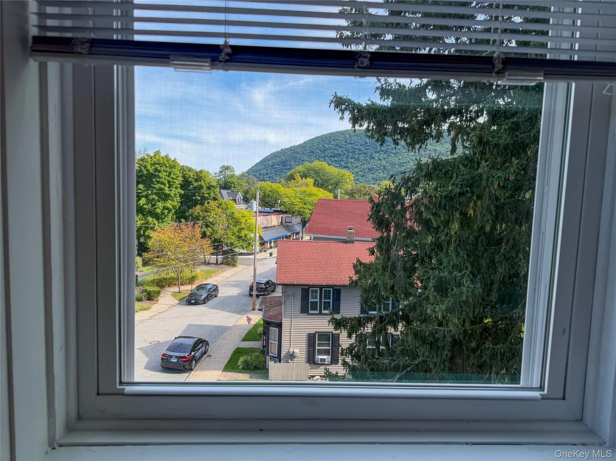 21 Idlewild Avenue, Cornwall, NY, 2 Bedrooms Bedrooms, 5 Rooms Rooms,1 BathroomBathrooms,Residential Lease,For Rent,Idlewild,0,1055576 21 Idlewild Avenue, Cornwall, NY, 2 Bedrooms Bedrooms, 5 Rooms Rooms,1 BathroomBathrooms,Residential Lease,For Rent,Idlewild,0,1055576