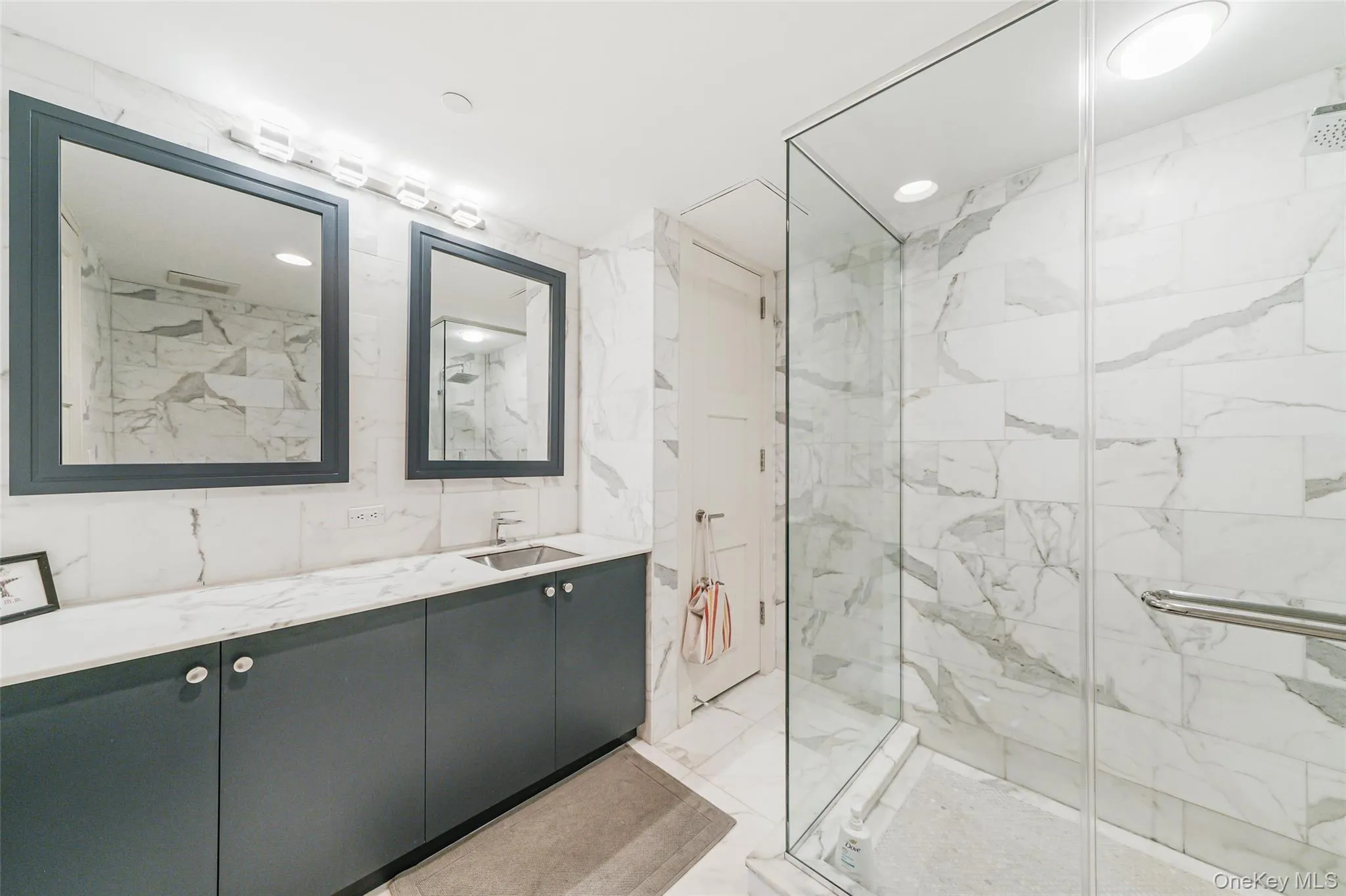 1 Renaissance Square, White Plains, NY, 2 Bedrooms Bedrooms, 6 Rooms Rooms,3 BathroomsBathrooms,Residential Lease,For Rent,Renaissance,0,1055578 1 Renaissance Square, White Plains, NY, 2 Bedrooms Bedrooms, 6 Rooms Rooms,3 BathroomsBathrooms,Residential Lease,For Rent,Renaissance,0,1055578
