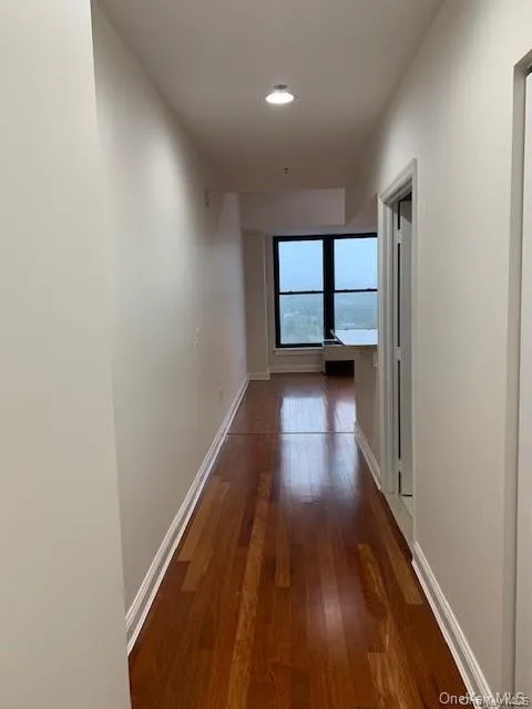 100 New Roc City Place, New Rochelle, NY, 1 Room Rooms,1 BathroomBathrooms,Residential Lease,For Rent,New Roc City,0,1055580 100 New Roc City Place, New Rochelle, NY, 1 Room Rooms,1 BathroomBathrooms,Residential Lease,For Rent,New Roc City,0,1055580