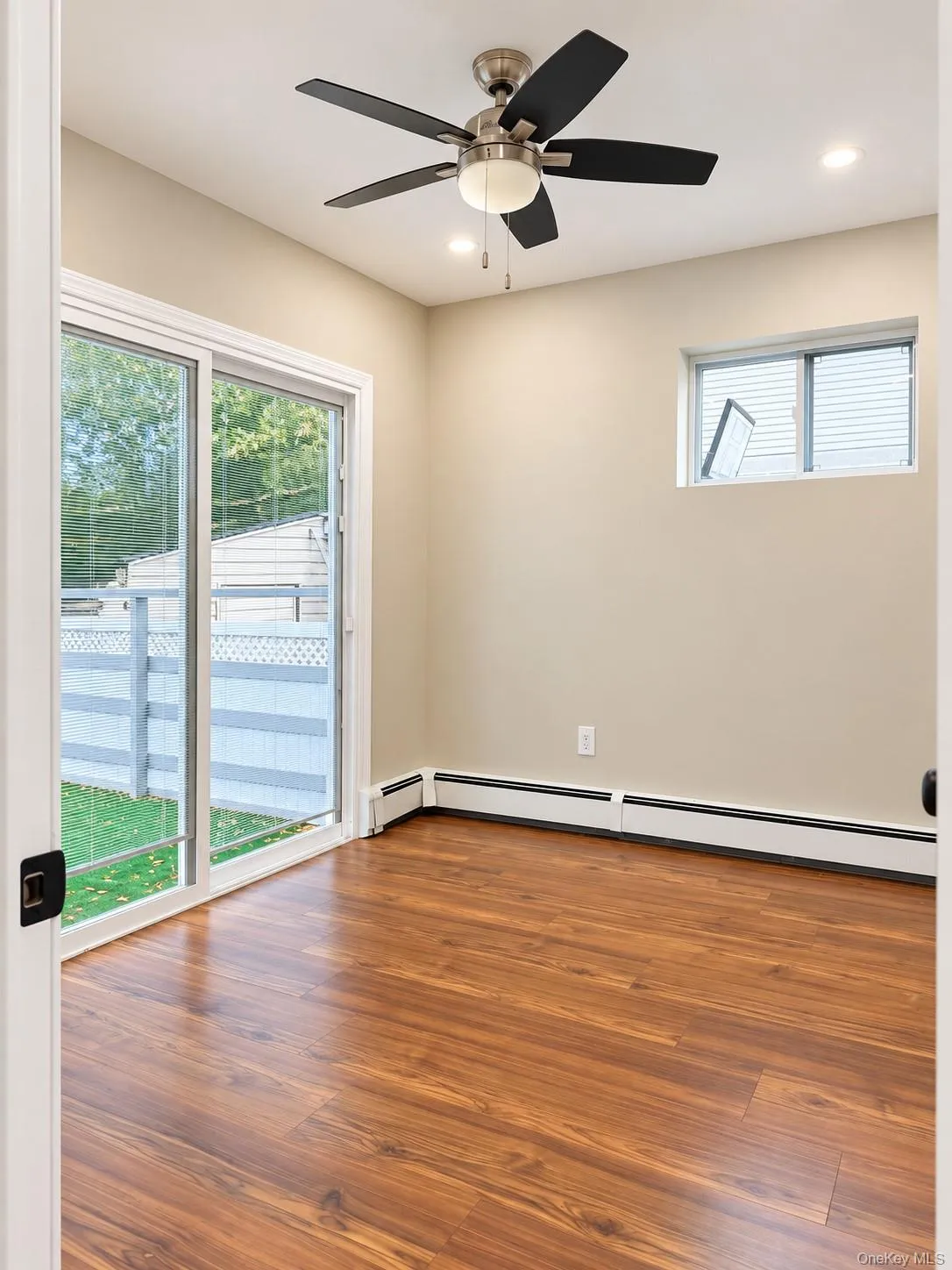 459 Roquette Avenue, North Hempstead, NY, 4 Bedrooms Bedrooms, 6 Rooms Rooms,2 BathroomsBathrooms,Residential,For Rent,Roquette,0,1055587 459 Roquette Avenue, North Hempstead, NY, 4 Bedrooms Bedrooms, 6 Rooms Rooms,2 BathroomsBathrooms,Residential,For Rent,Roquette,0,1055587