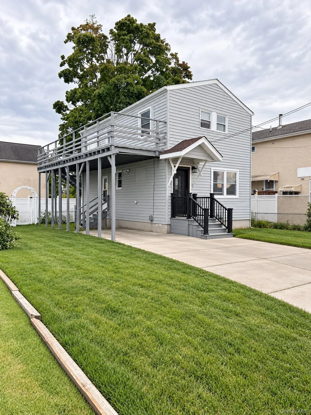 459 Roquette Avenue, North Hempstead, NY, 4 Bedrooms Bedrooms, 6 Rooms Rooms,2 BathroomsBathrooms,Residential,For Rent,Roquette,0,1055587 459 Roquette Avenue, North Hempstead, NY, 4 Bedrooms Bedrooms, 6 Rooms Rooms,2 BathroomsBathrooms,Residential,For Rent,Roquette,0,1055587