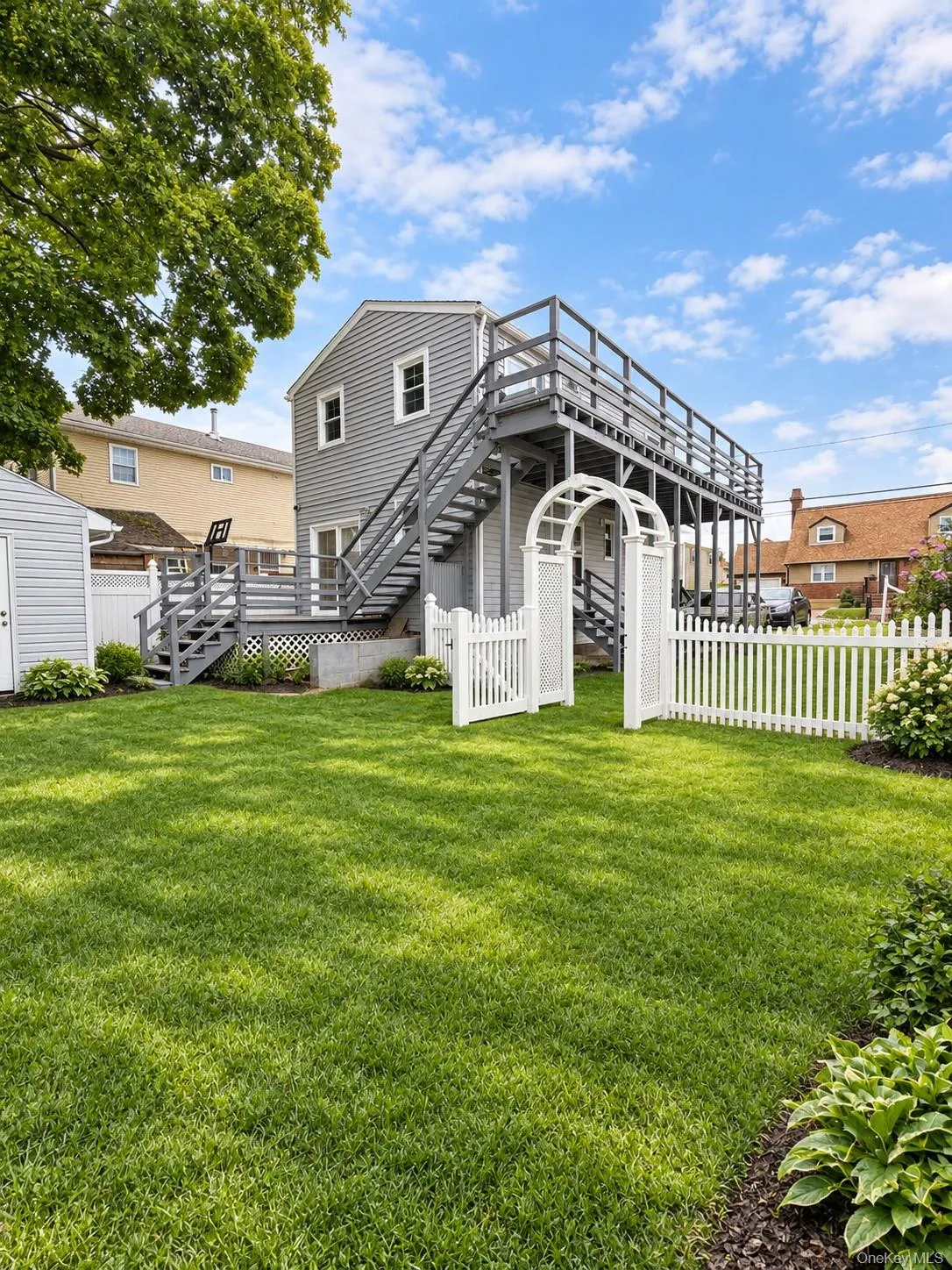 459 Roquette Avenue, North Hempstead, NY, 4 Bedrooms Bedrooms, 6 Rooms Rooms,2 BathroomsBathrooms,Residential,For Rent,Roquette,0,1055587 459 Roquette Avenue, North Hempstead, NY, 4 Bedrooms Bedrooms, 6 Rooms Rooms,2 BathroomsBathrooms,Residential,For Rent,Roquette,0,1055587