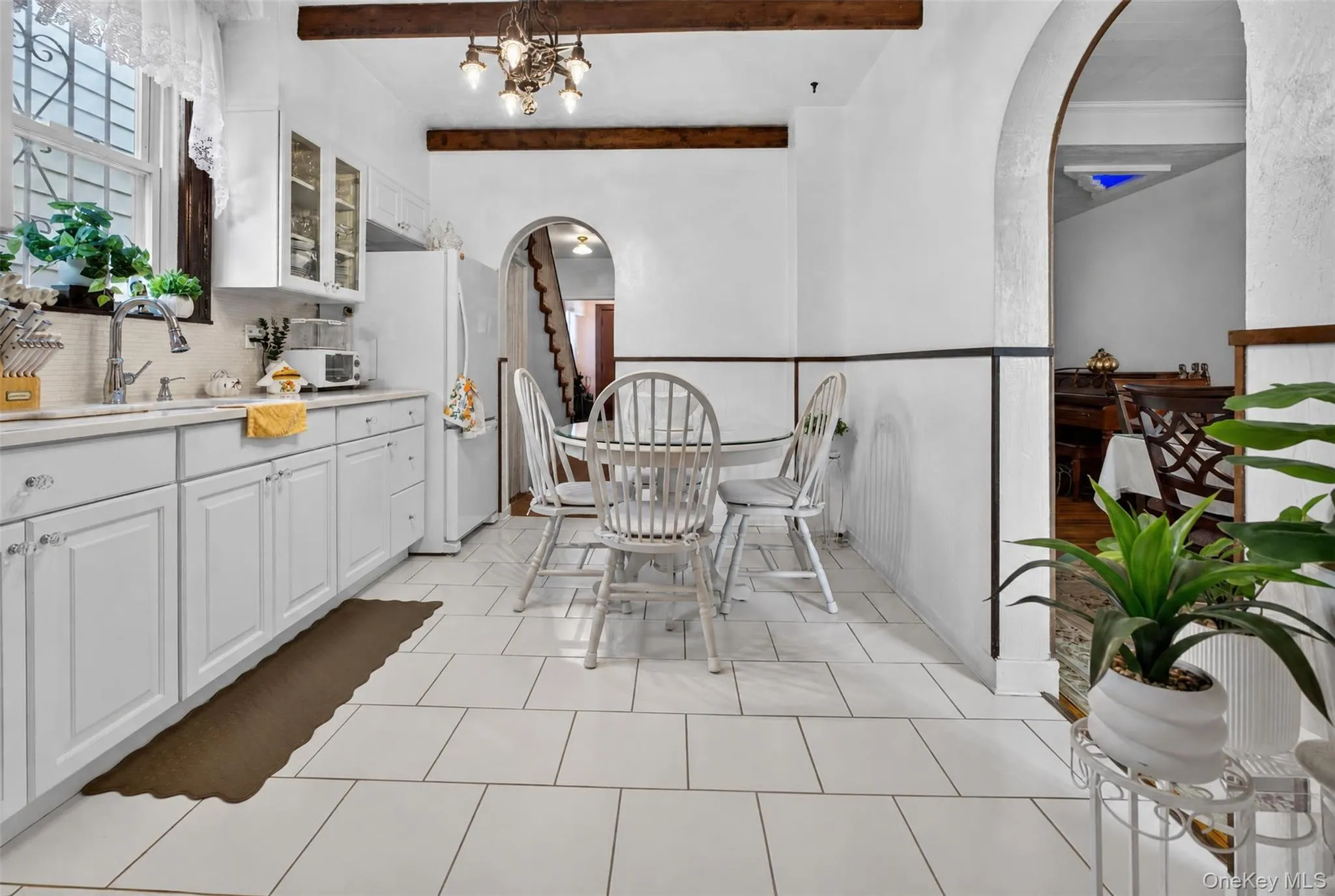 2518 Glebe Avenue, New York, NY, 3 Bedrooms Bedrooms, 10 Rooms Rooms,1 BathroomBathrooms,Residential,For Rent,Glebe,0,1055590 2518 Glebe Avenue, New York, NY, 3 Bedrooms Bedrooms, 10 Rooms Rooms,1 BathroomBathrooms,Residential,For Rent,Glebe,0,1055590
